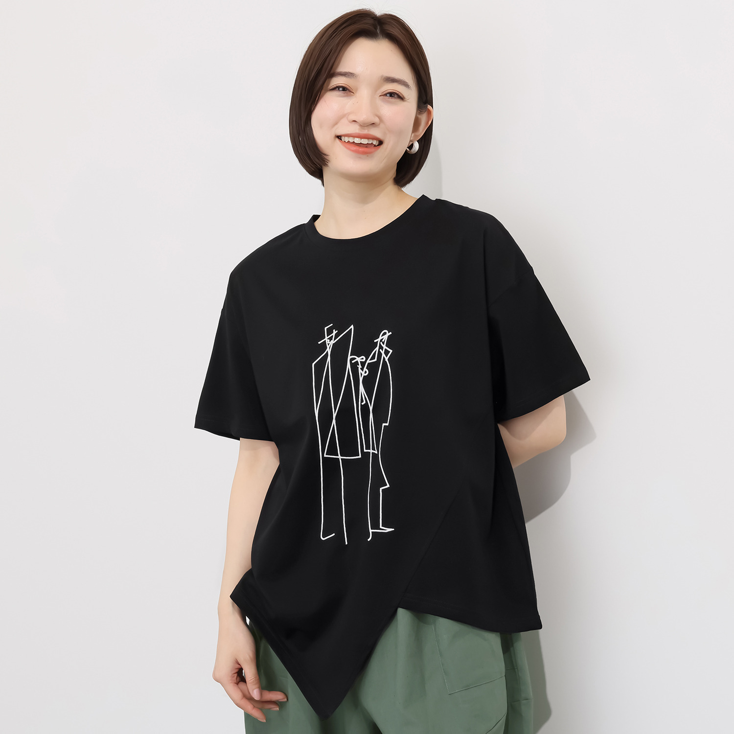 コイビトミサキ コットン１００％ 刺しゅうアクセント アシンメトリー プルオーバー