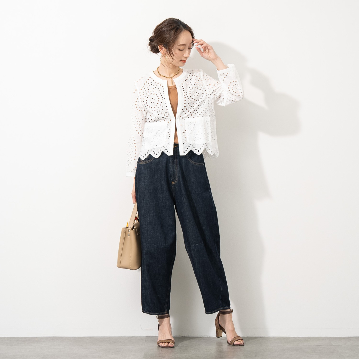 ＢＯＵＮＣＹ　ＢＯＮＤ 軽やかで柔らかい ライトオンスデニム カーブデザインパンツ