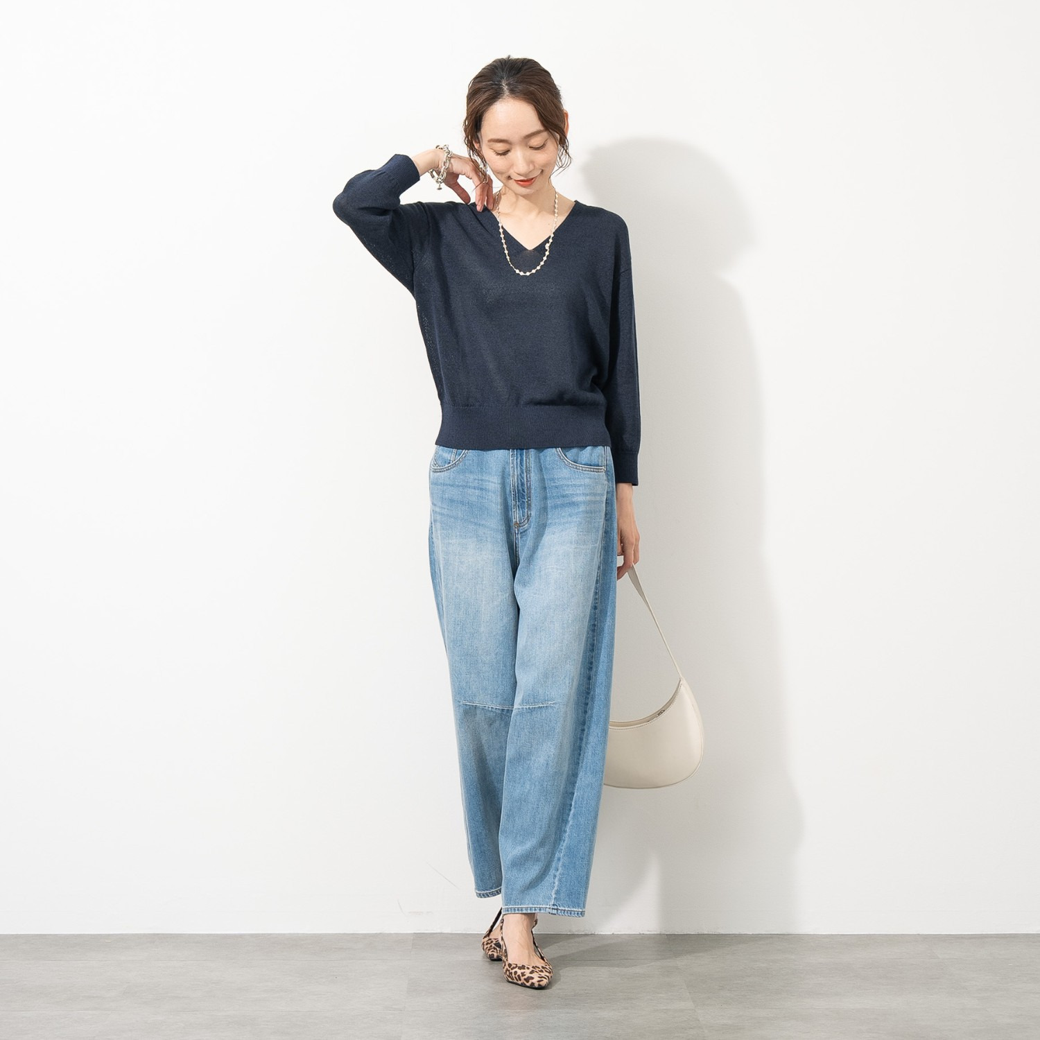 ＢＯＵＮＣＹ　ＢＯＮＤ 軽やかで柔らかい ライトオンスデニム カーブデザインパンツ