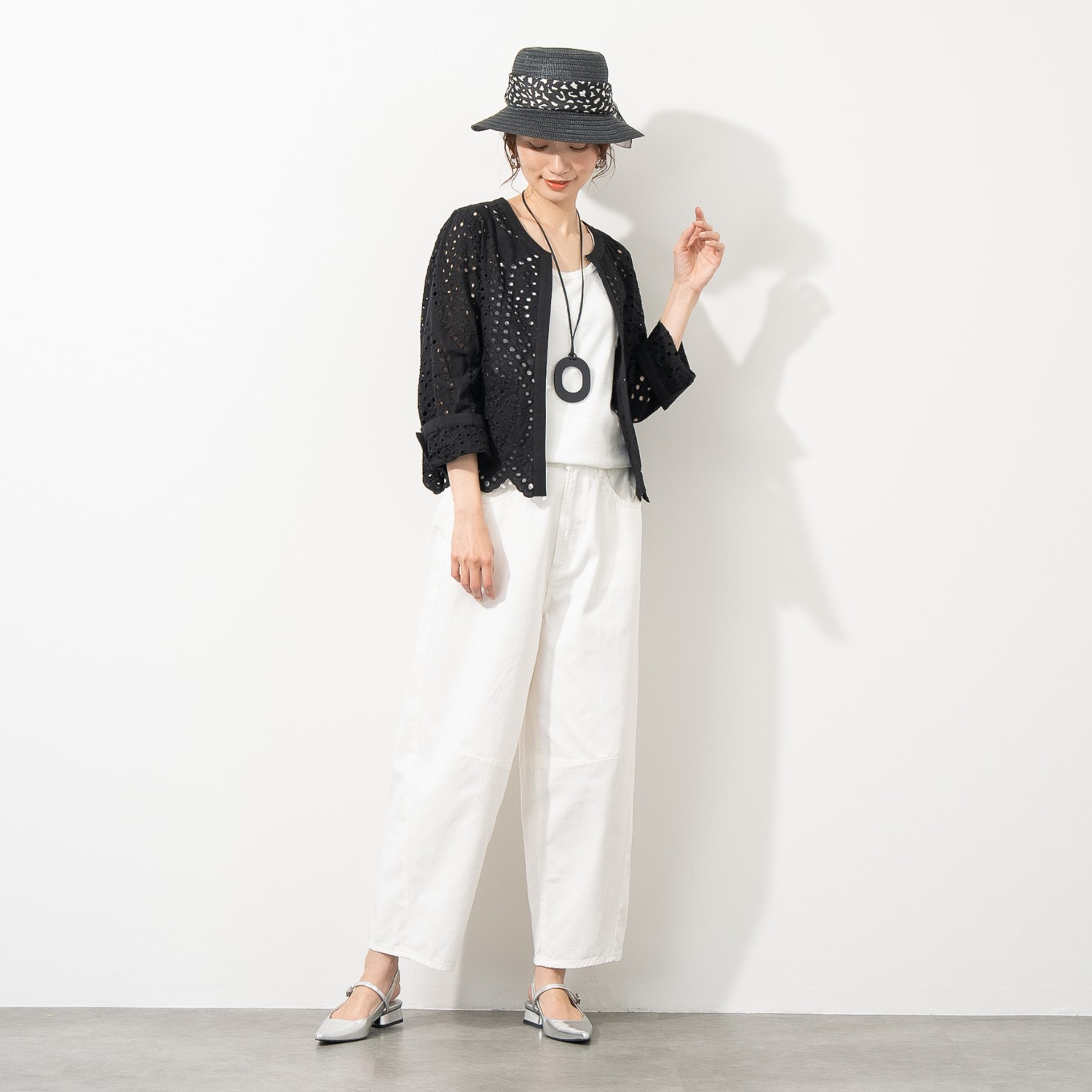 ＢＯＵＮＣＹ　ＢＯＮＤ 軽やかで柔らかい ライトオンスデニム カーブデザインパンツ