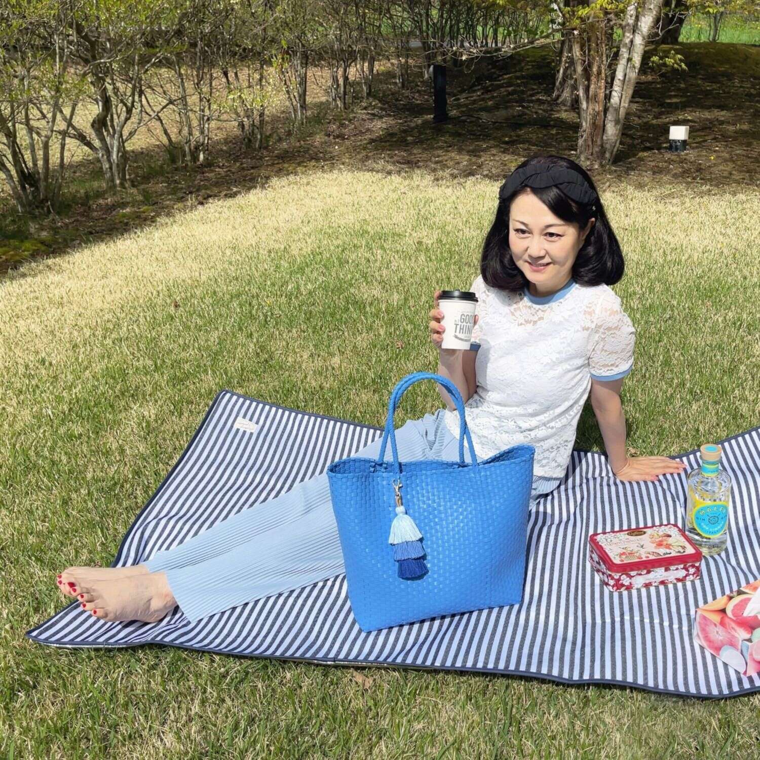 女の欲望 濡れてもお手入れ簡単！ 軽くて丈夫で使い勝手抜群 Ａ４サイズが入る カラフルタッセル付 メルカドバッグ