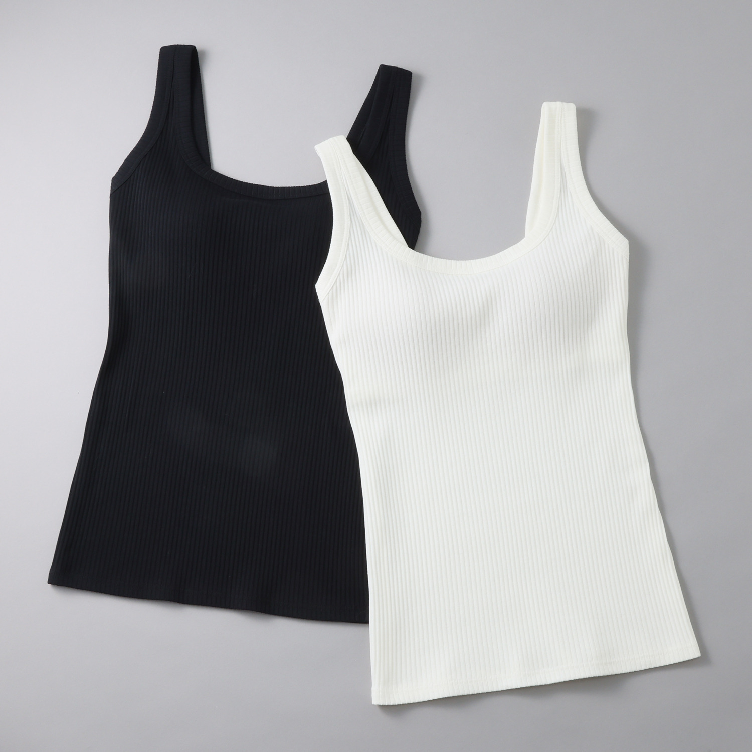 プラスケー コットンブレンド カップ付 リブタンクトップ ２枚セット