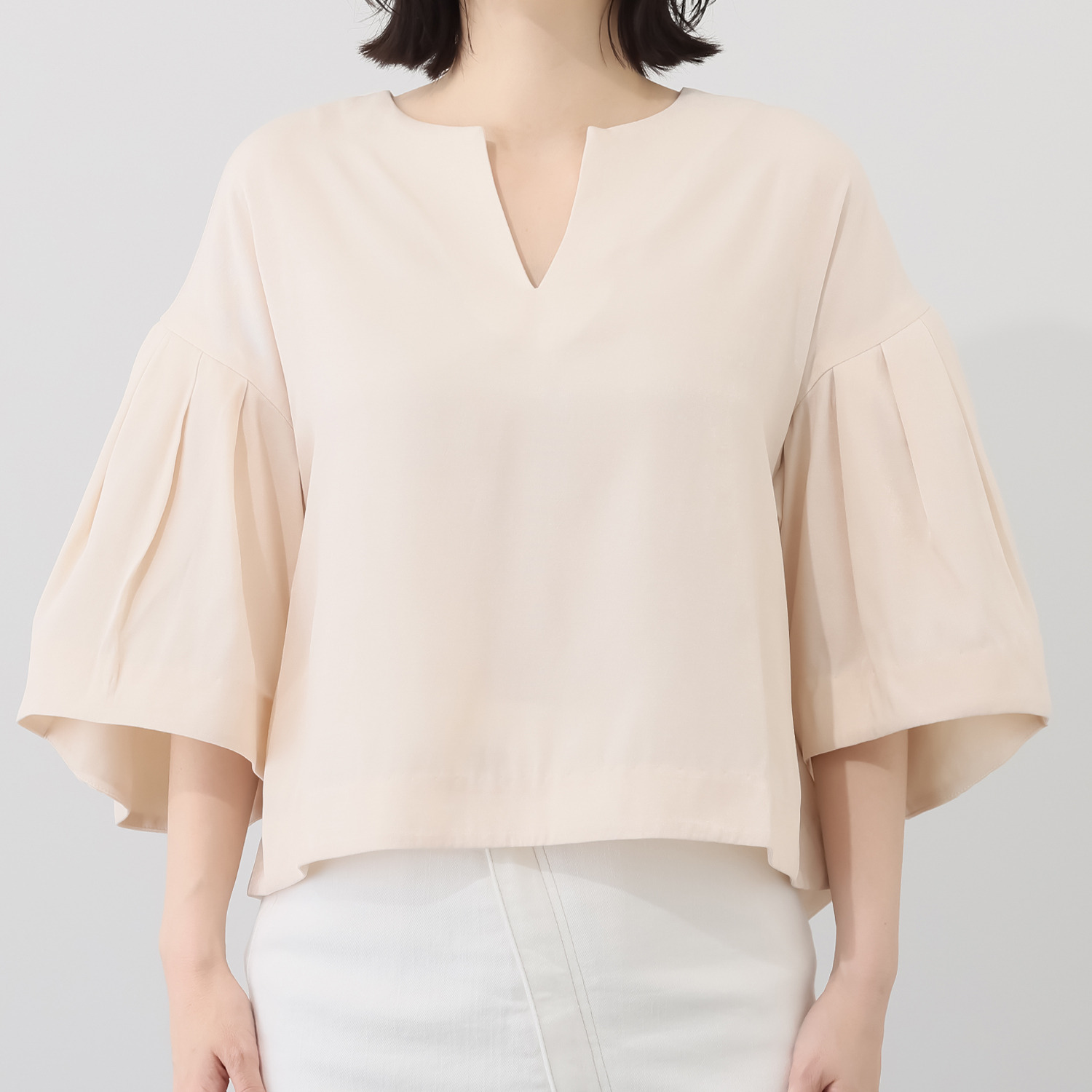 イロプライム ふんわり袖の ゆったりブラウス