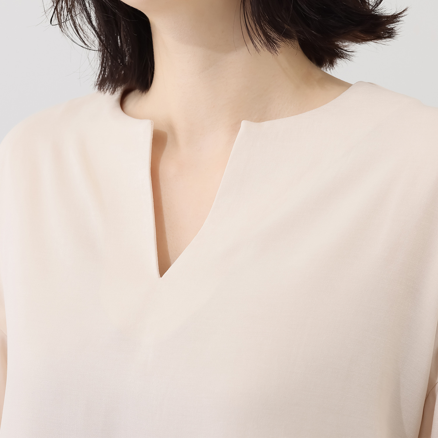 イロプライム ふんわり袖の ゆったりブラウス