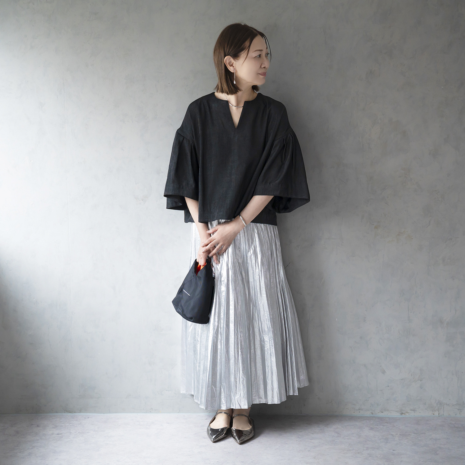 イロプライム ふんわり袖の ゆったりブラウス