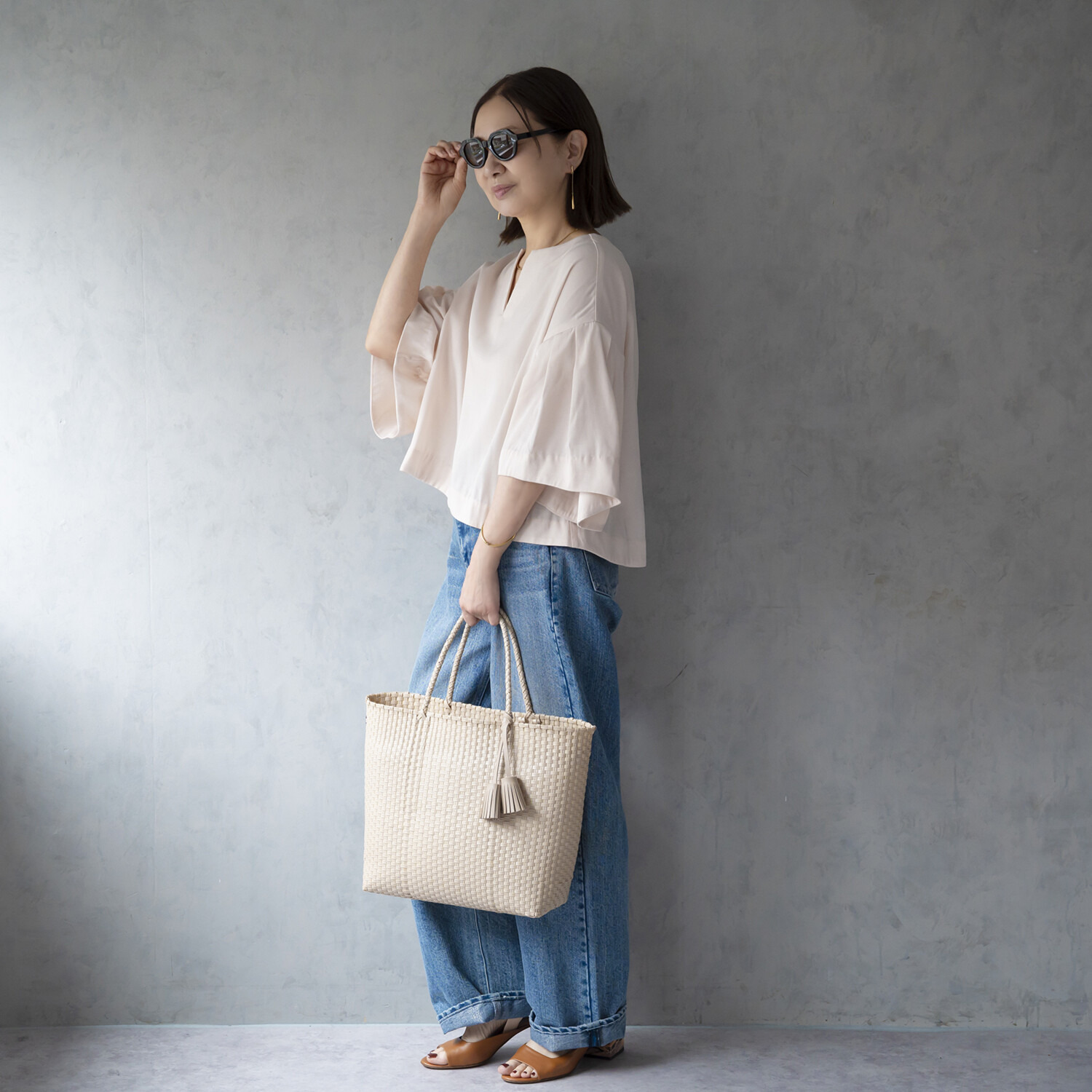 イロプライム ふんわり袖の ゆったりブラウス