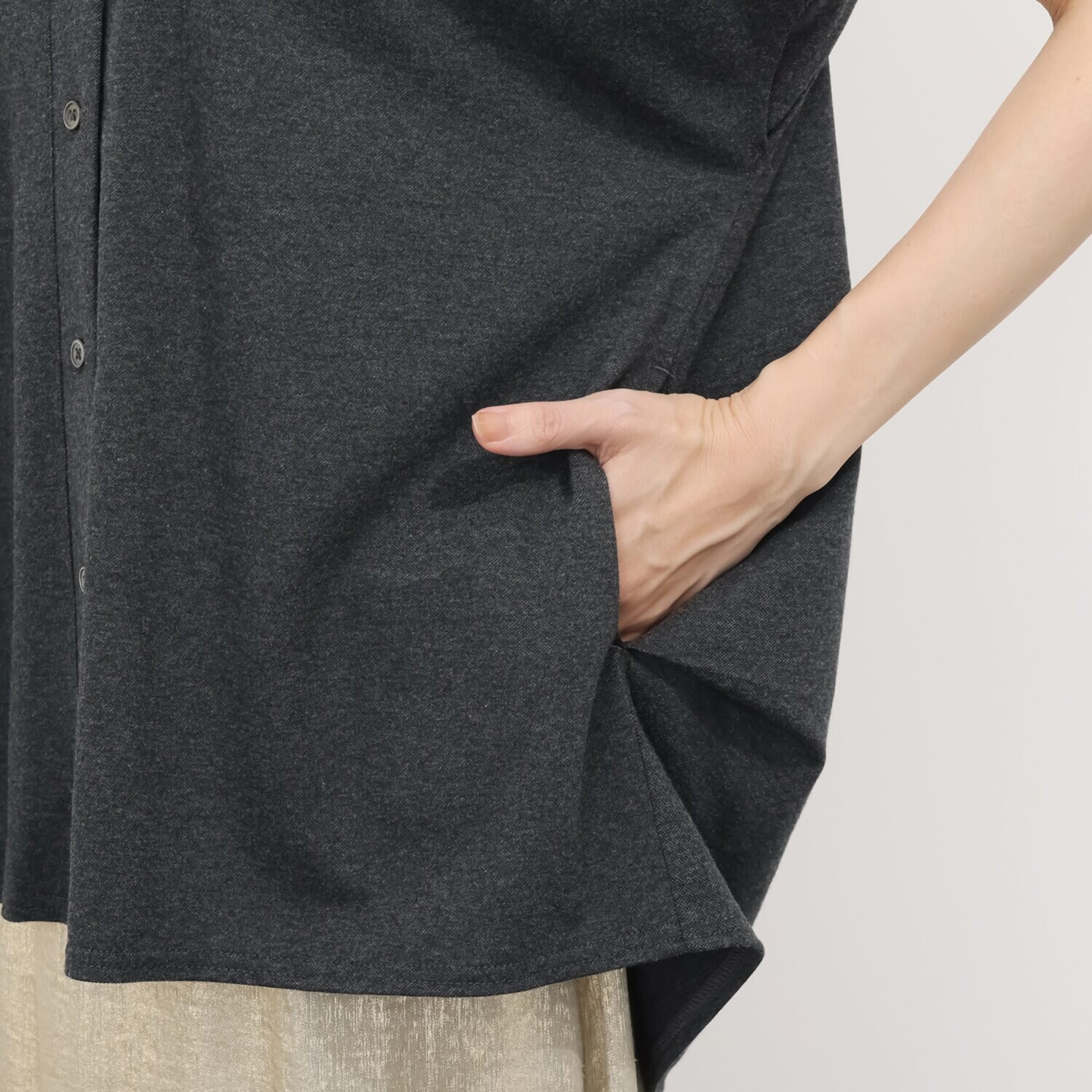 オルテンジア きれいめ鹿の子ジャージー トラッドを涼やかに装う デザインブラウス