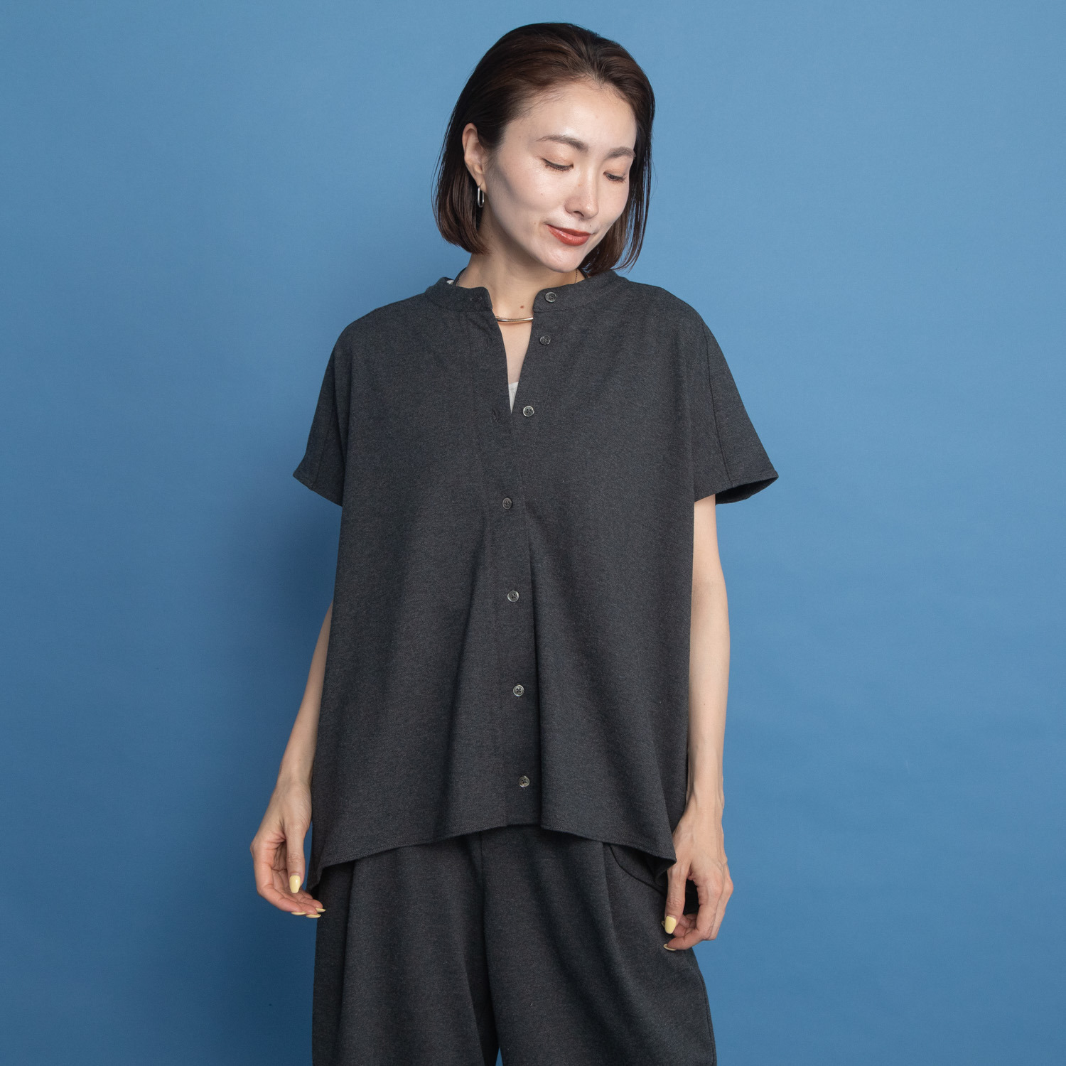 オルテンジア きれいめ鹿の子ジャージー トラッドを涼やかに装う デザインブラウス