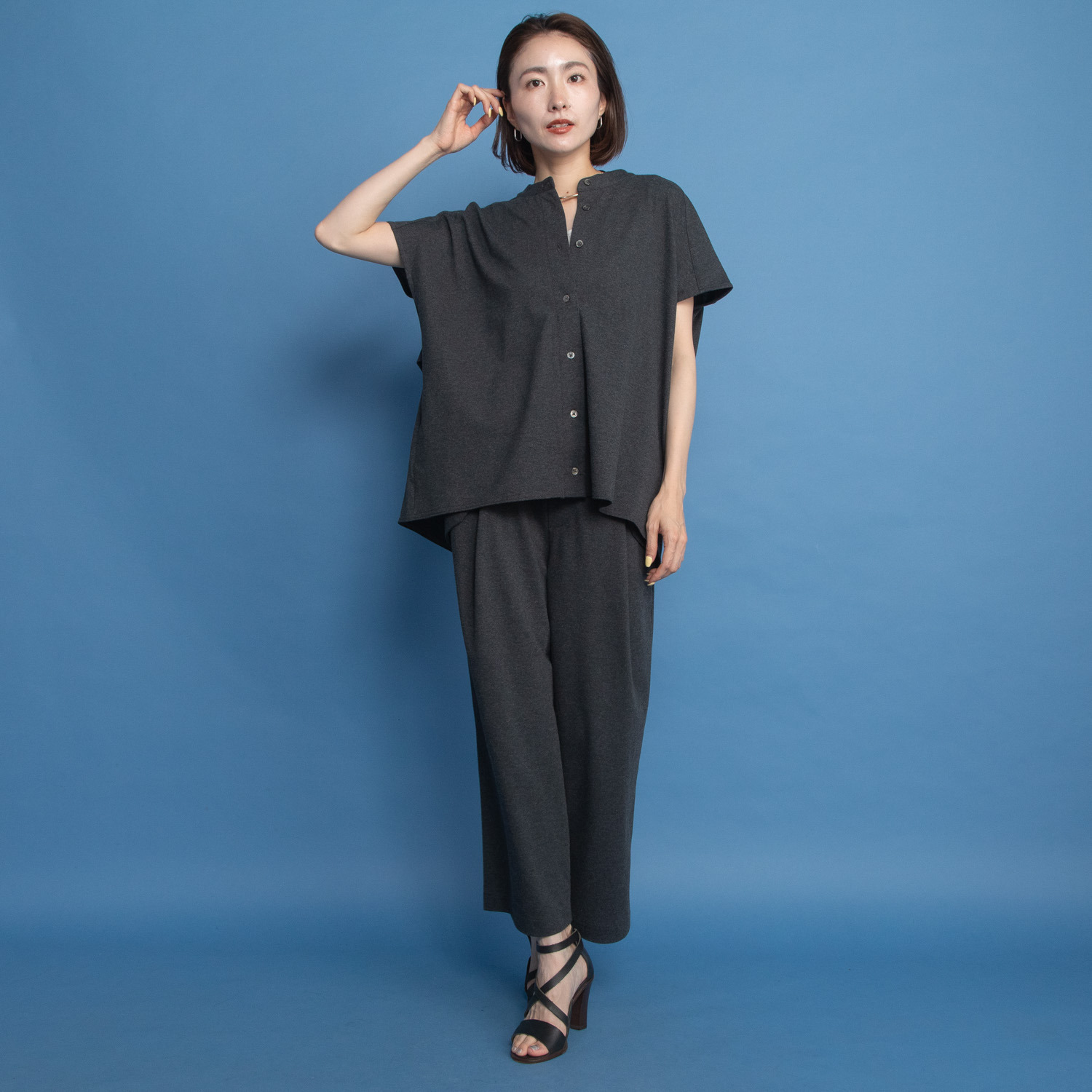 オルテンジア きれいめ鹿の子ジャージー トラッドを涼やかに装う デザインブラウス