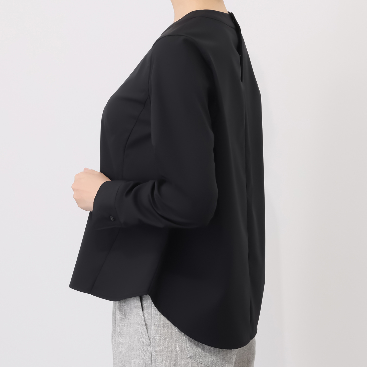 レア　ジェム 究極の細番手 プレミアムウール デザインＴブラウス