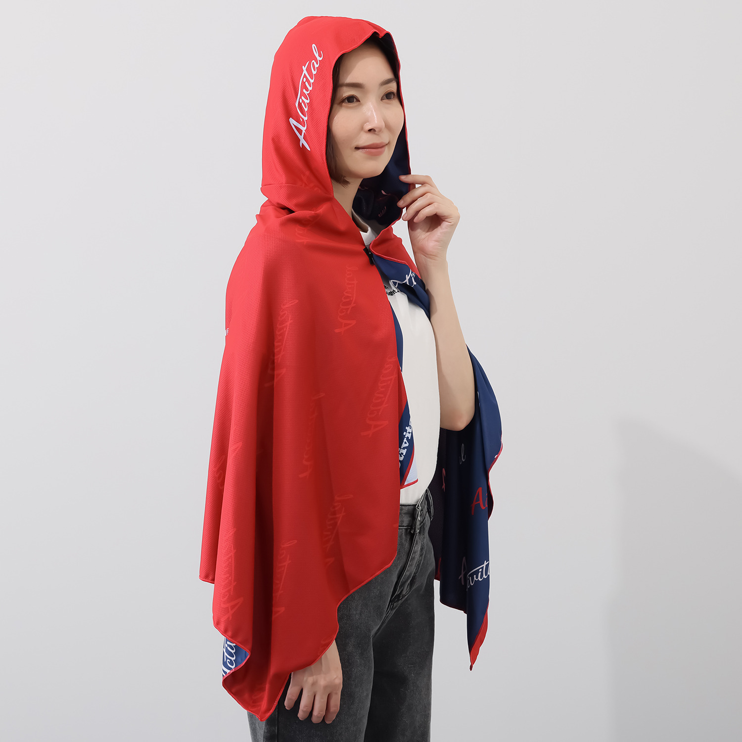 水で濡らして振るだけ！ 気化冷却効果で 驚きの冷たさ！ アクティバイタルライフ クールメイカー ２色セット