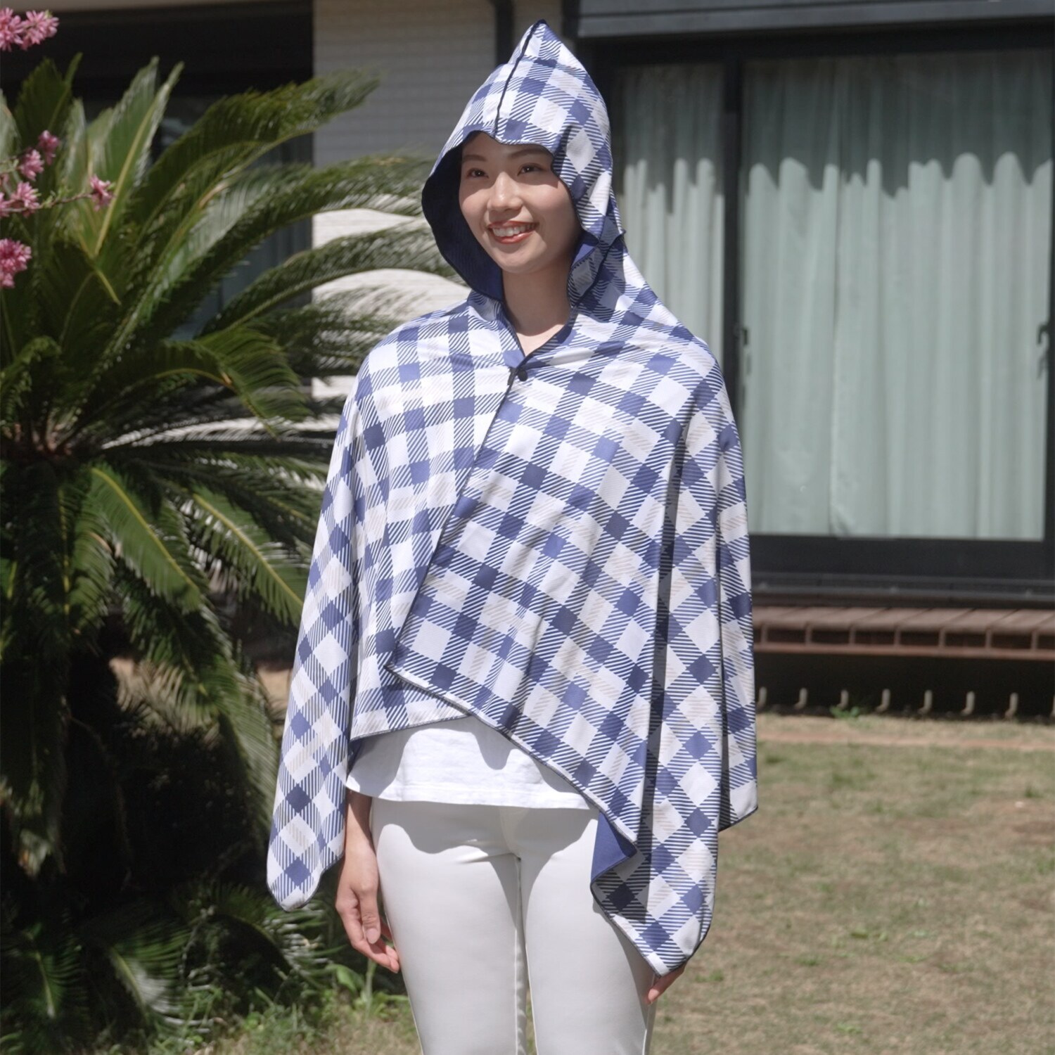 水で濡らして振るだけ！ 気化冷却効果で 驚きの冷たさ！ アクティバイタルライフ クールメイカー ２色セット