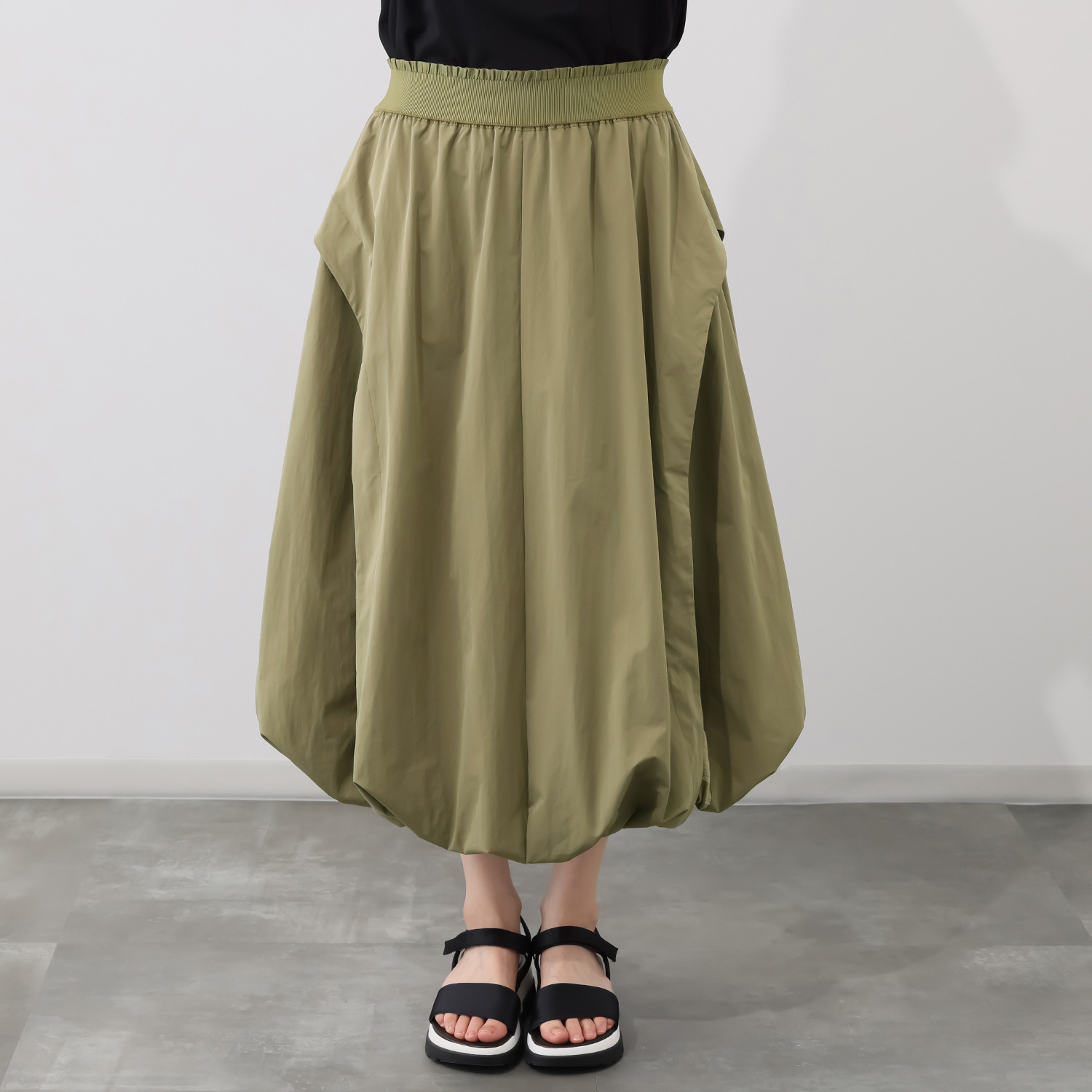 ベルポニー 異素材使い パネル切替 デザインバルーンスカート