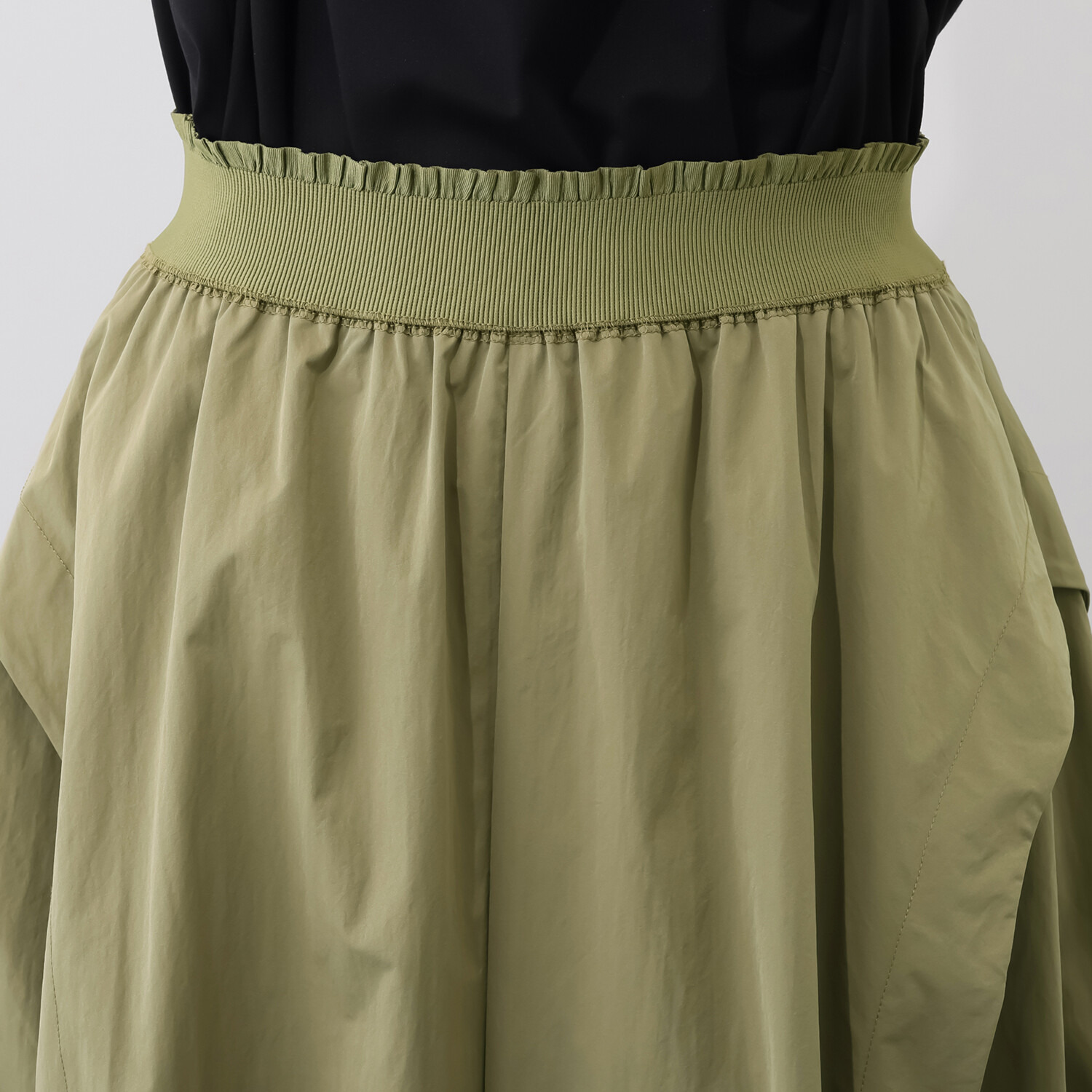 ベルポニー 異素材使い パネル切替 デザインバルーンスカート