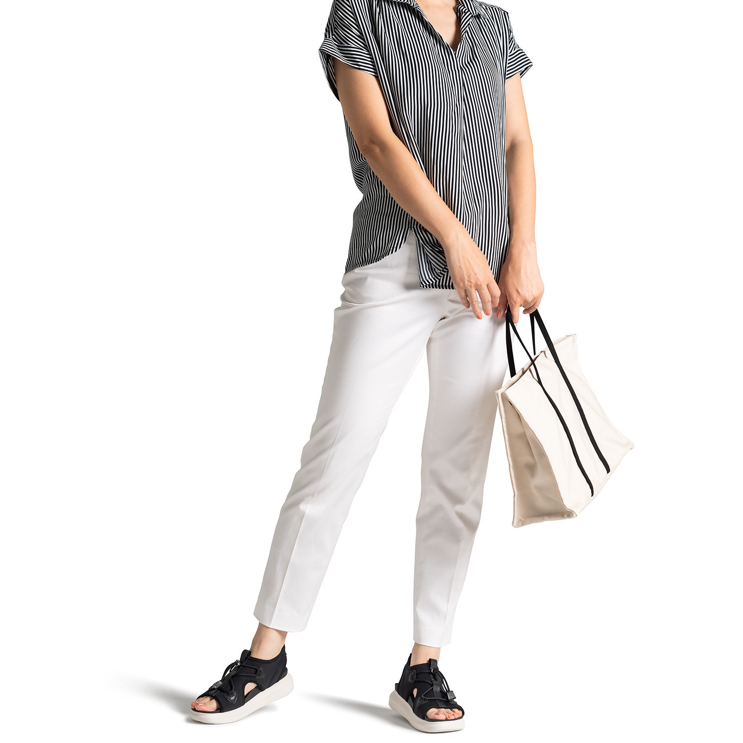 アーチフィッター 足裏の３点アーチを 正しい位置でサポート！ ふかふか クッションサンダル１６１