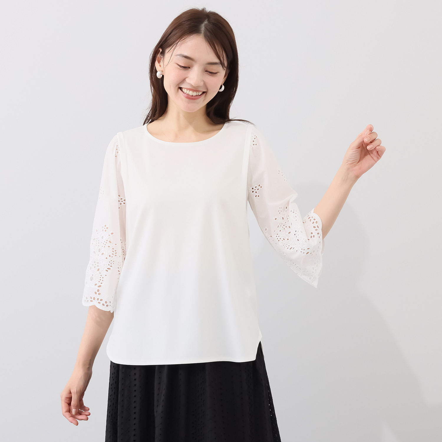 ルクオーレ 接触冷感モクロディ スカラップレーススリーブ プルオーバー