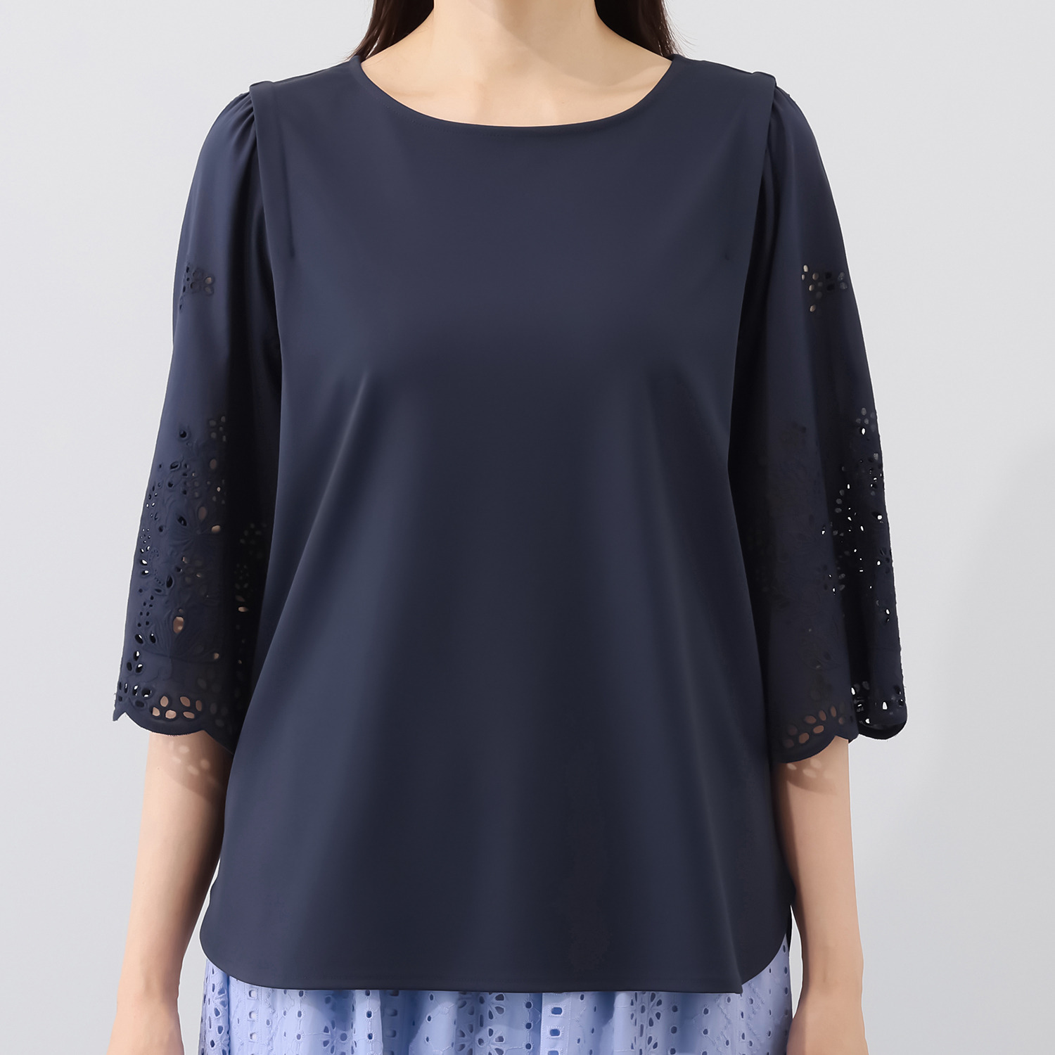 ルクオーレ 接触冷感モクロディ スカラップレーススリーブ プルオーバー