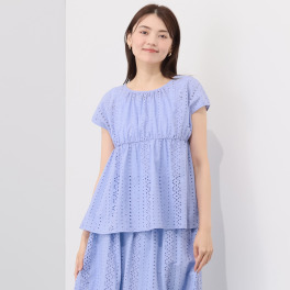 ルクオーレ コットン１００％ 総アイレットレース フレアーブラウス