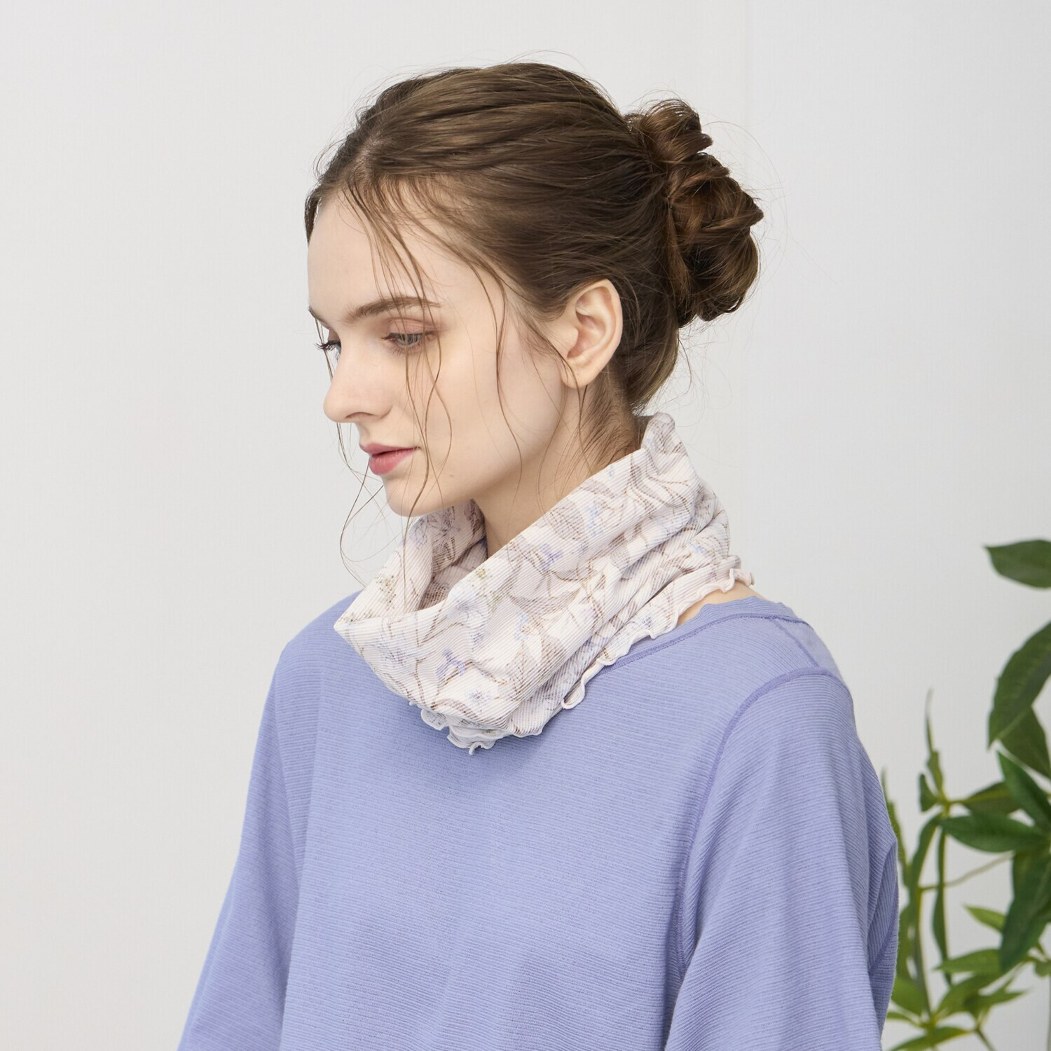 丸福ガーゼ ムレにくくて快適！速乾 綿モダール混 ボタニカルプリント マルチウォーマー ２枚セット