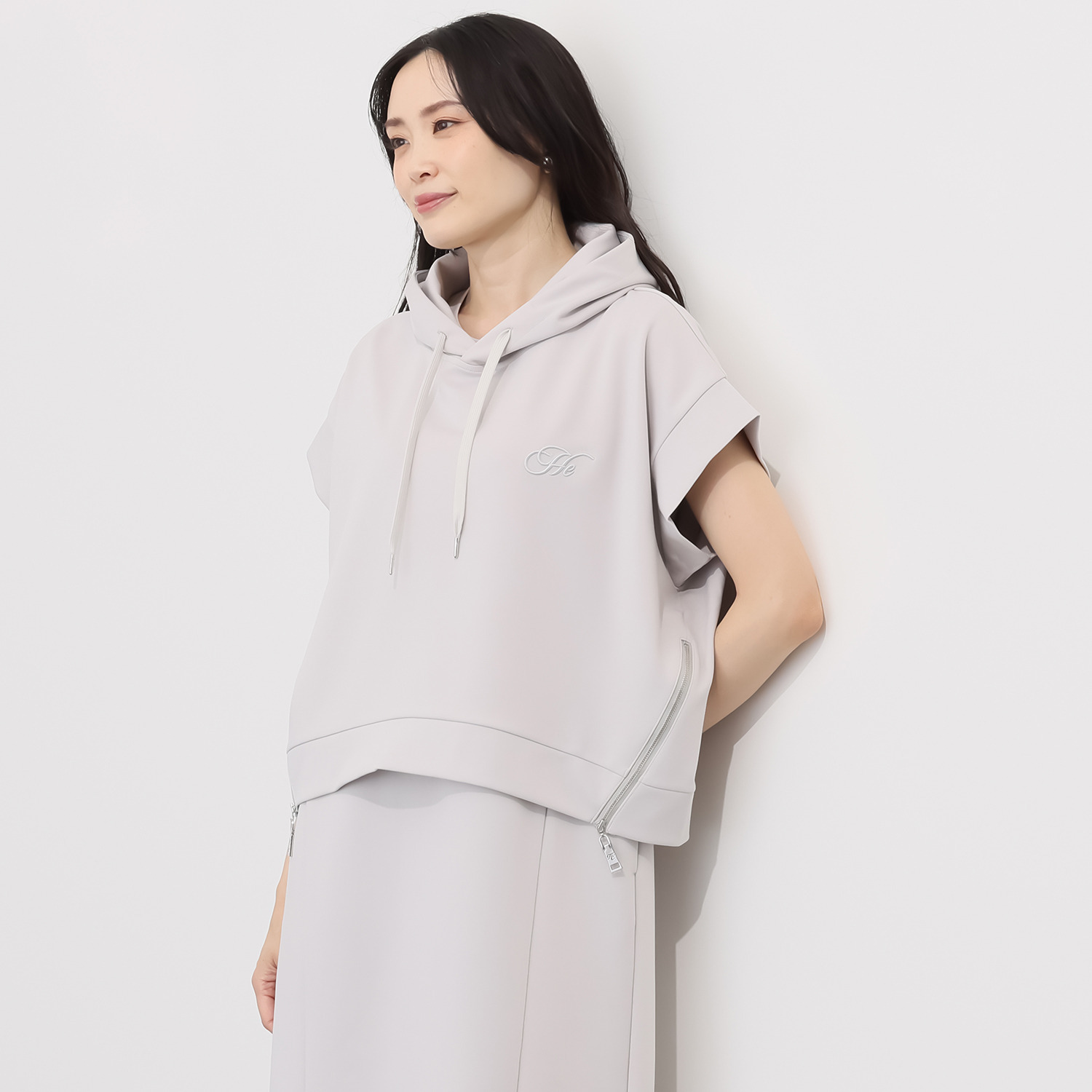 ヘブンアンドアース ＵＶカット ショート丈 フーディープルオーバー