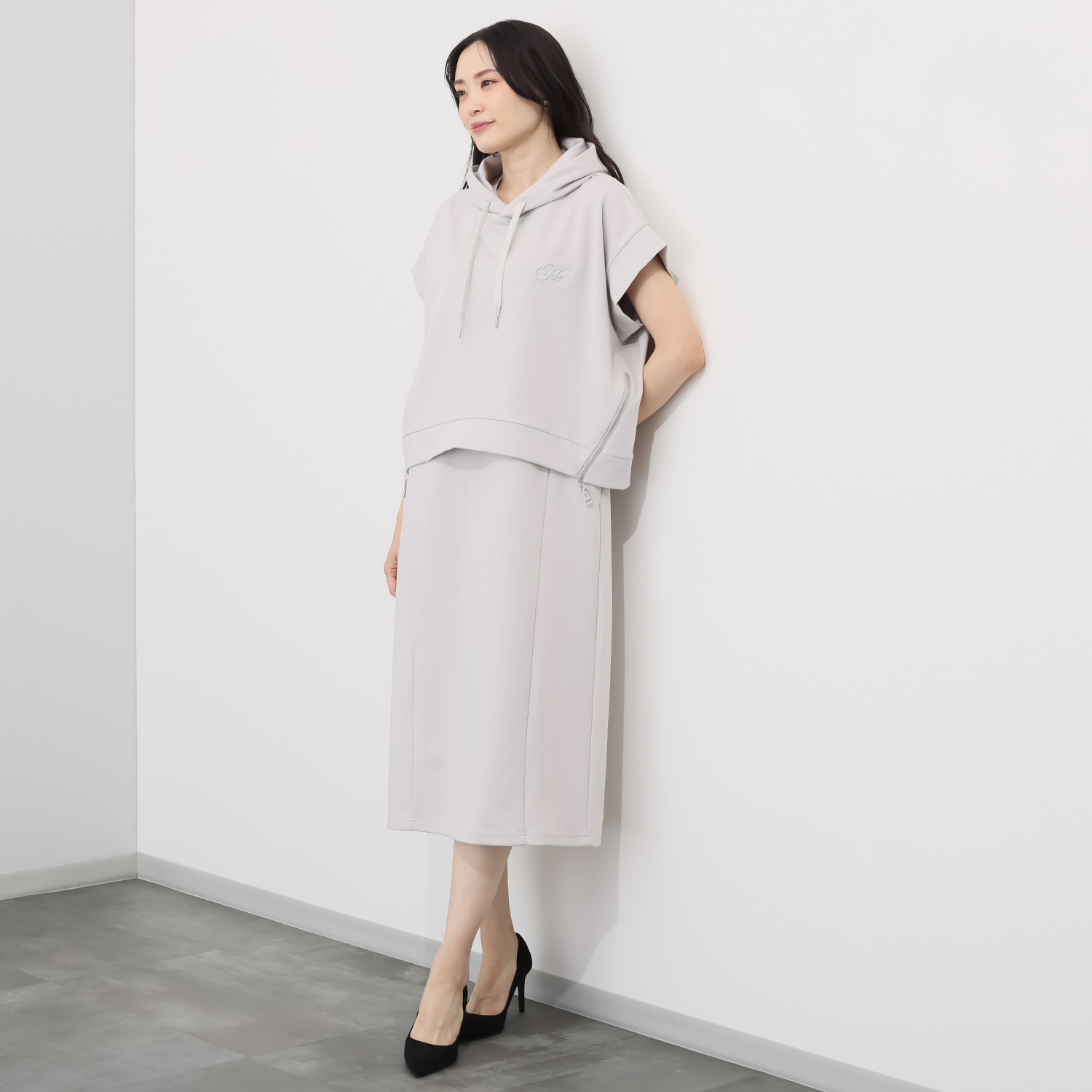 ヘブンアンドアース ＵＶカット ショート丈 フーディープルオーバー