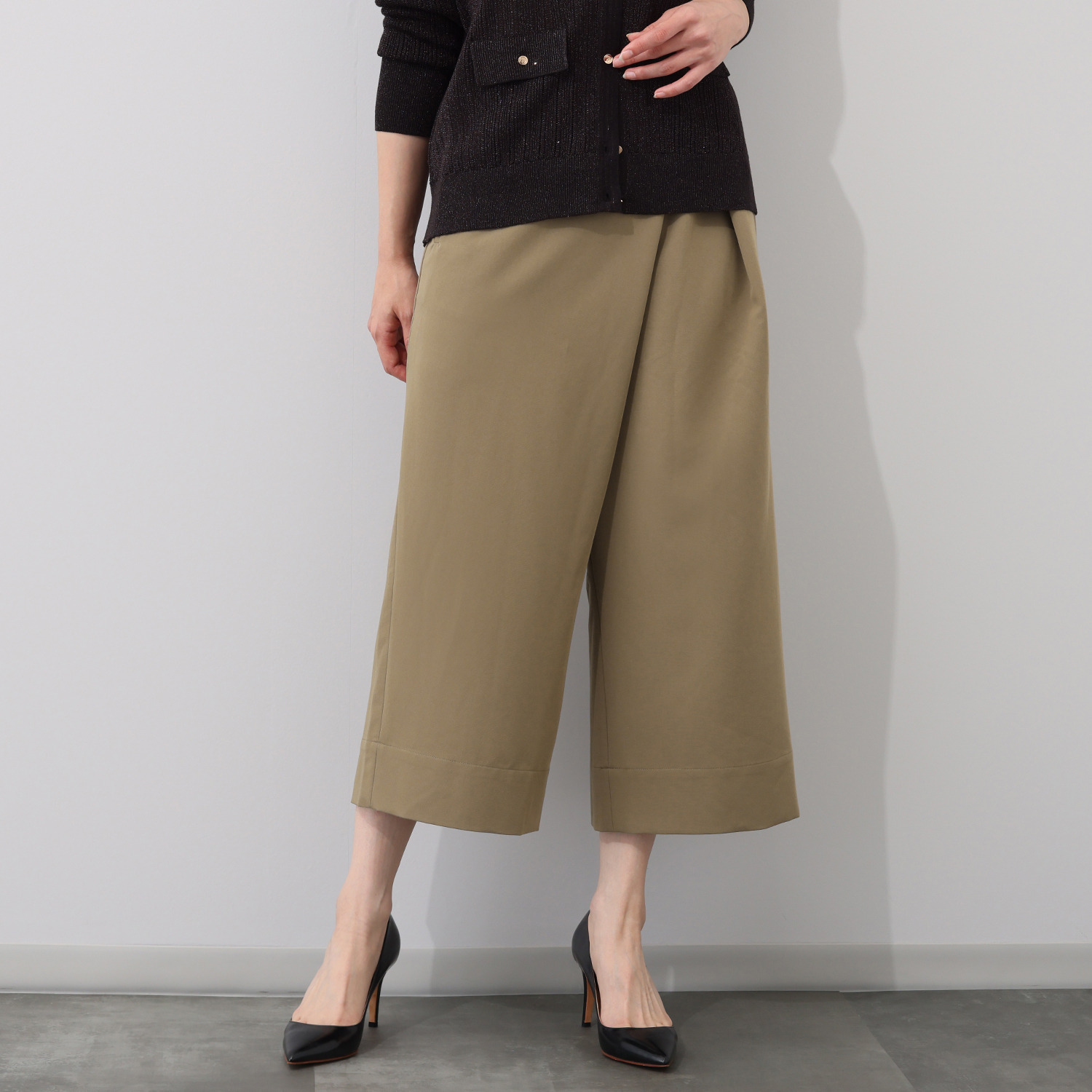 シック　バイ　ネイチャー ラップ調イージーパンツ