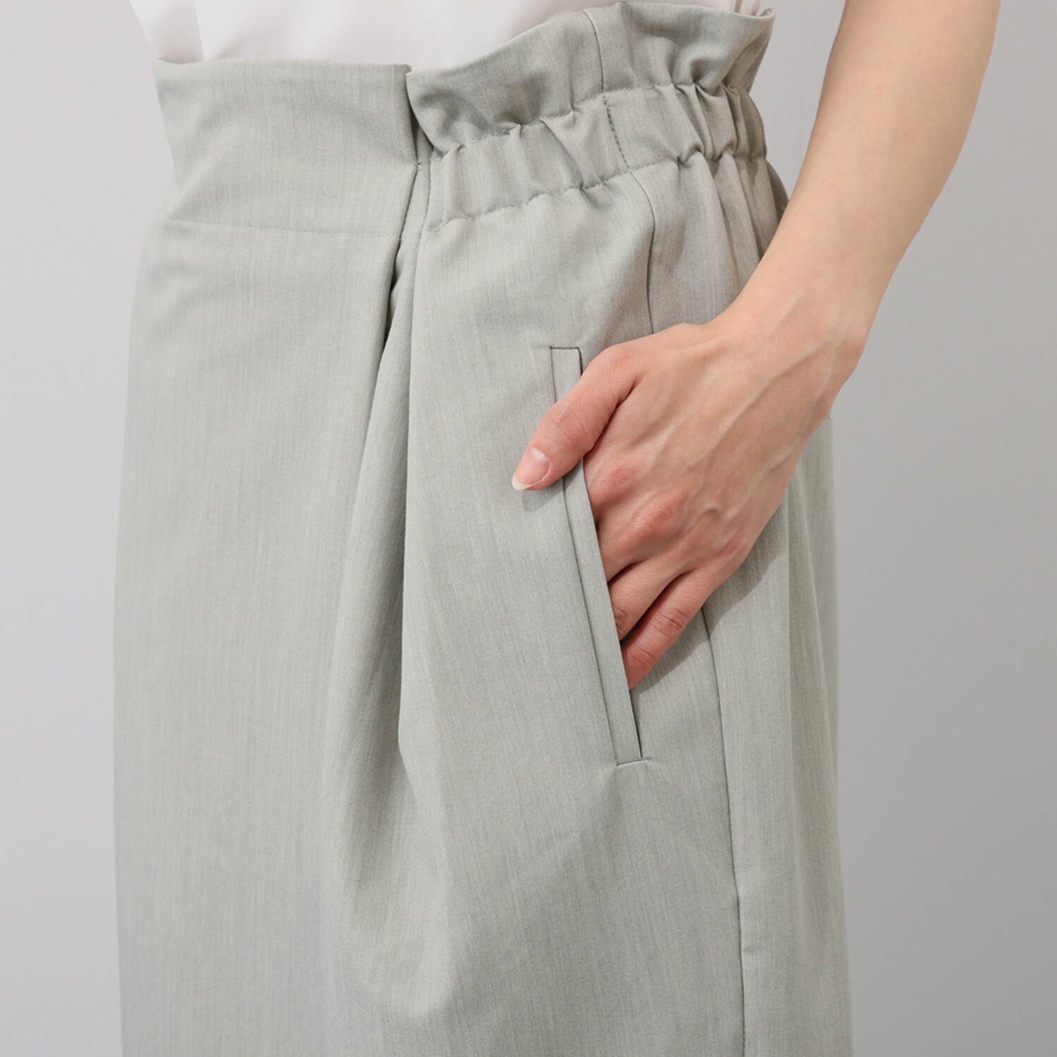 シック　バイ　ネイチャー ラップ調イージーパンツ