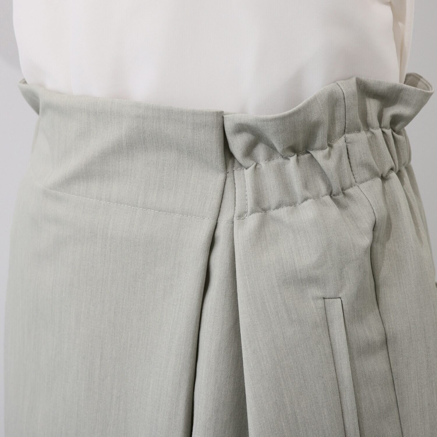 シック　バイ　ネイチャー ラップ調イージーパンツ