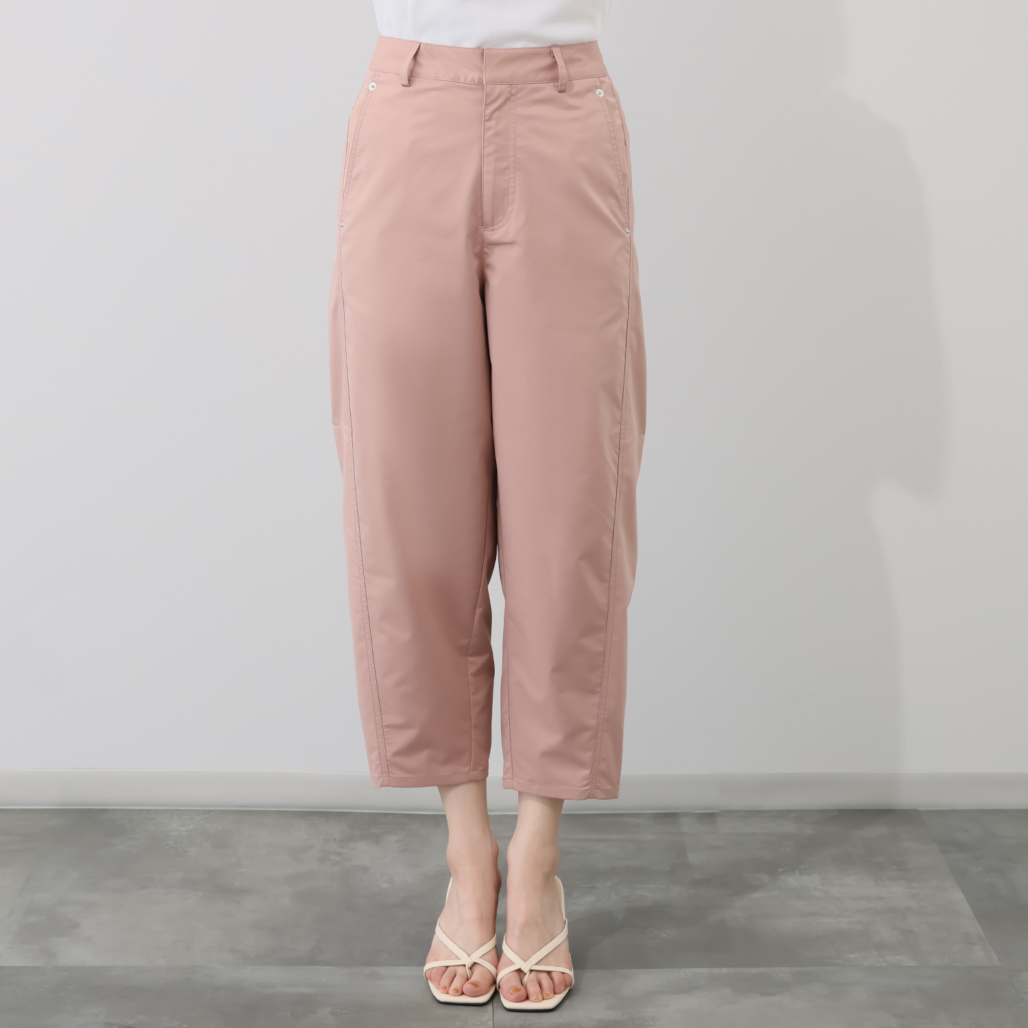 キリ　エ　キリ ツイルストレッチ素材 バレルシルエット ソフトカーゴパンツ