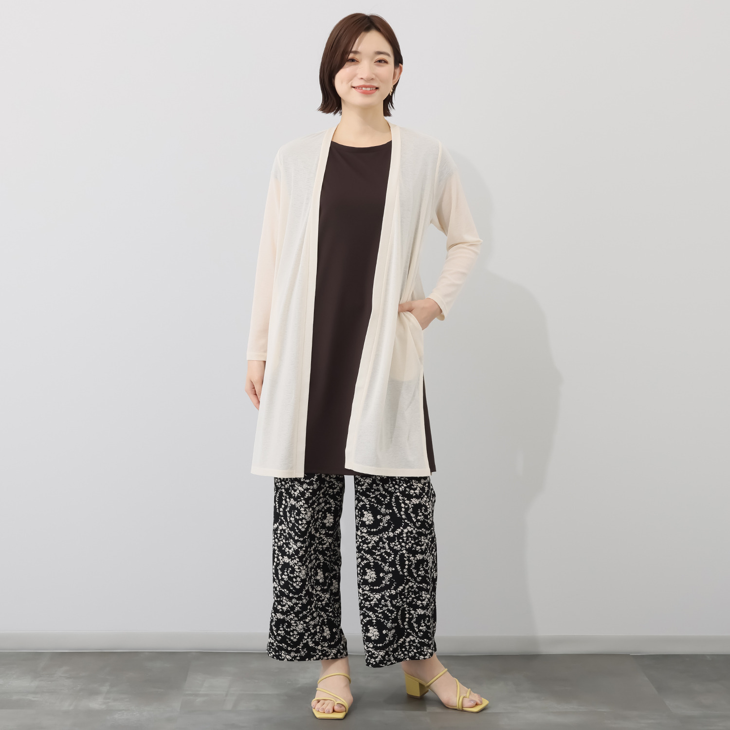 シルバーミントシュガー 梨地ジョーゼット プリント ワンタックワイドパンツ