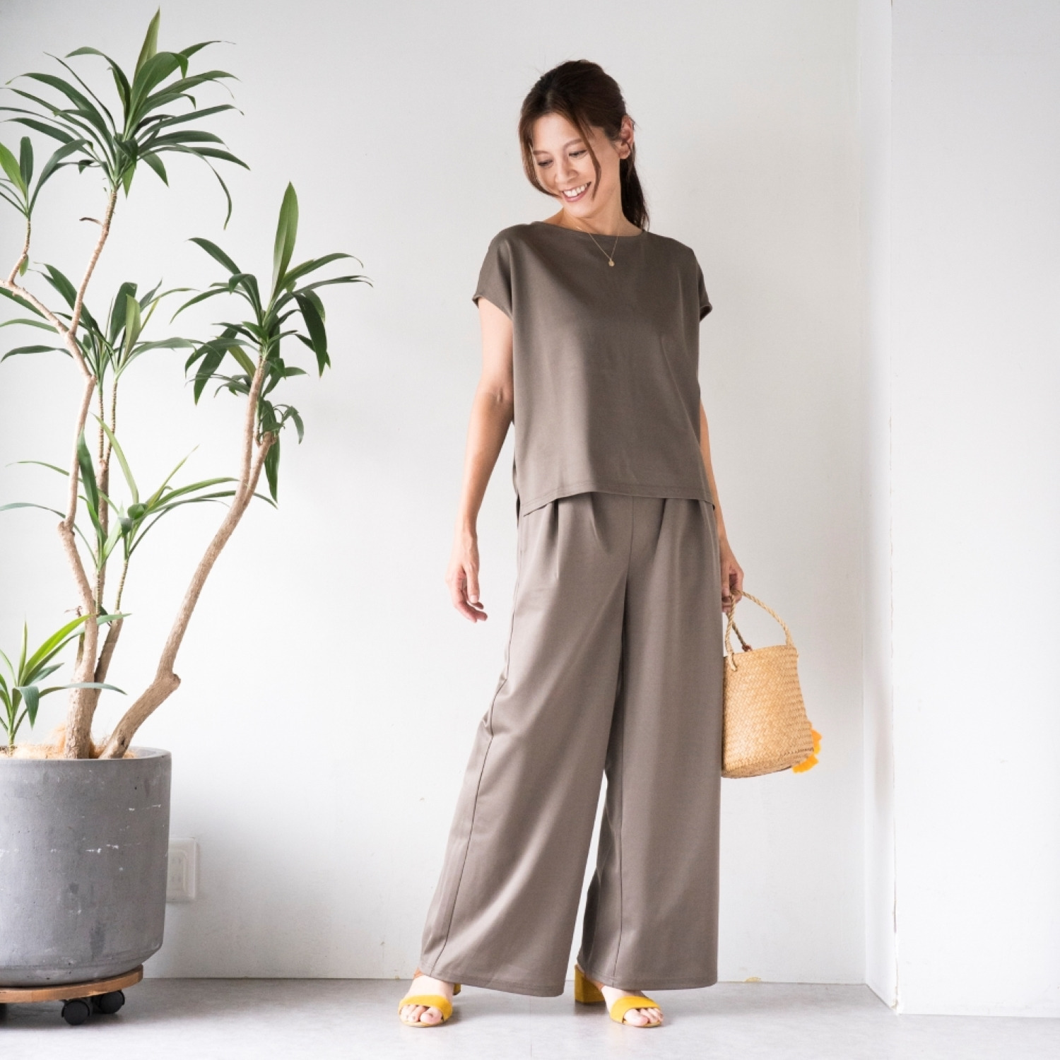 マンスリートライミー 着回し抜群 体型カバーワンピース＆ Ｔシャツセット