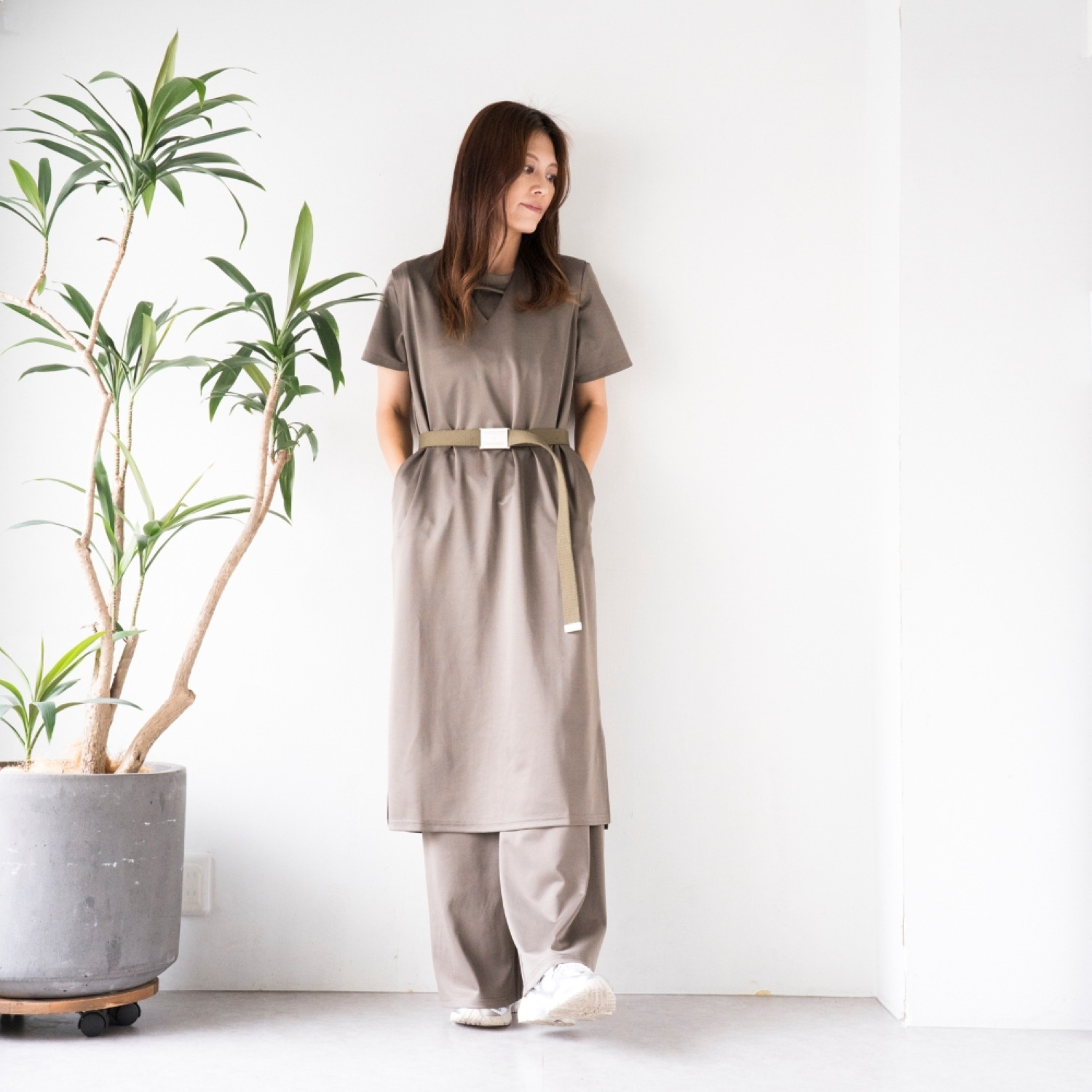 マンスリートライミー 着回し抜群 体型カバーワンピース＆ Ｔシャツセット