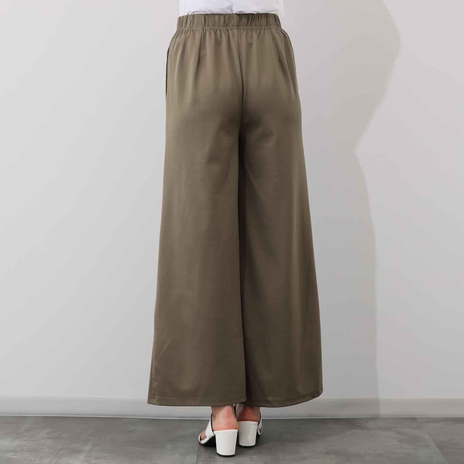 マンスリートライミー 着回し抜群 ２ウェイプルオーバー＆ キレイめパンツセット