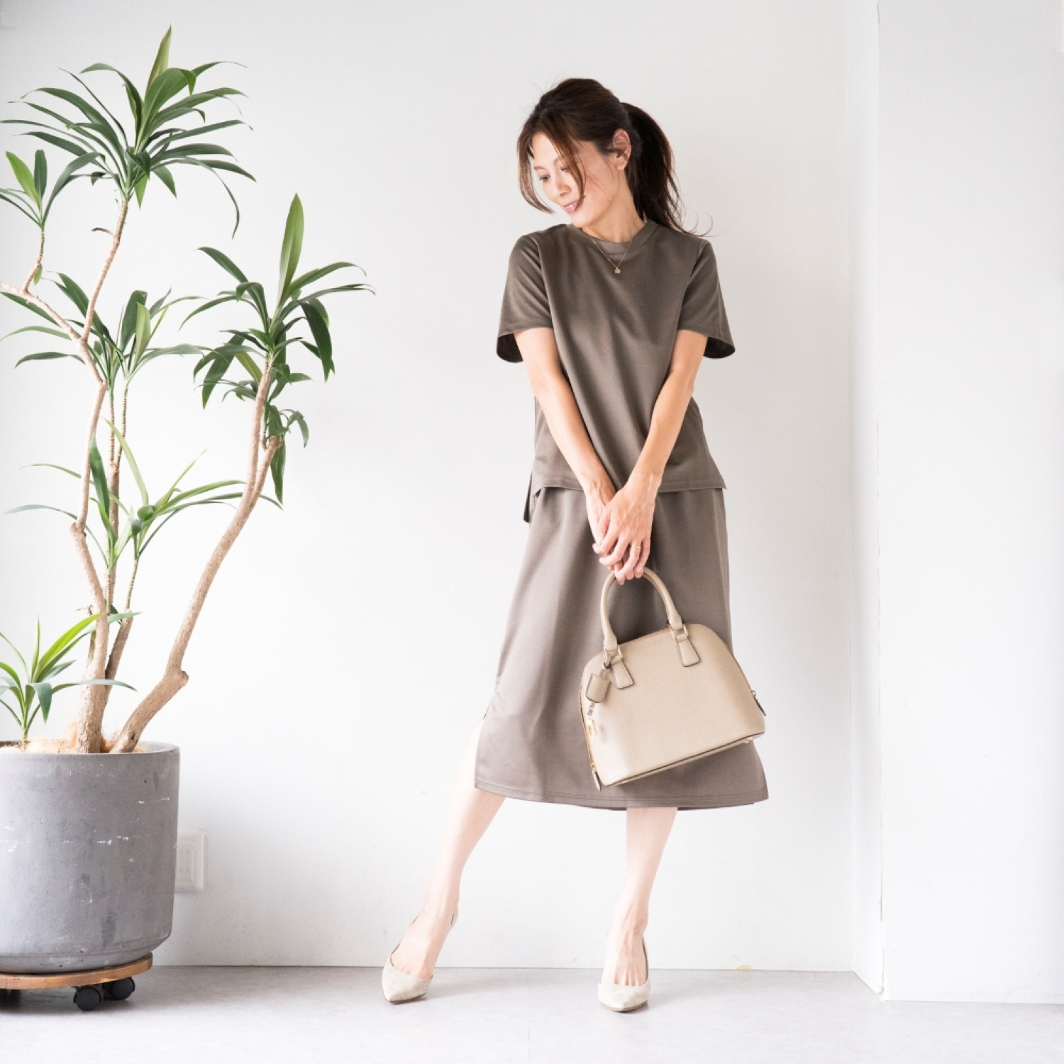 マンスリートライミー 着回し抜群 ２ウェイプルオーバー＆ キレイめパンツセット