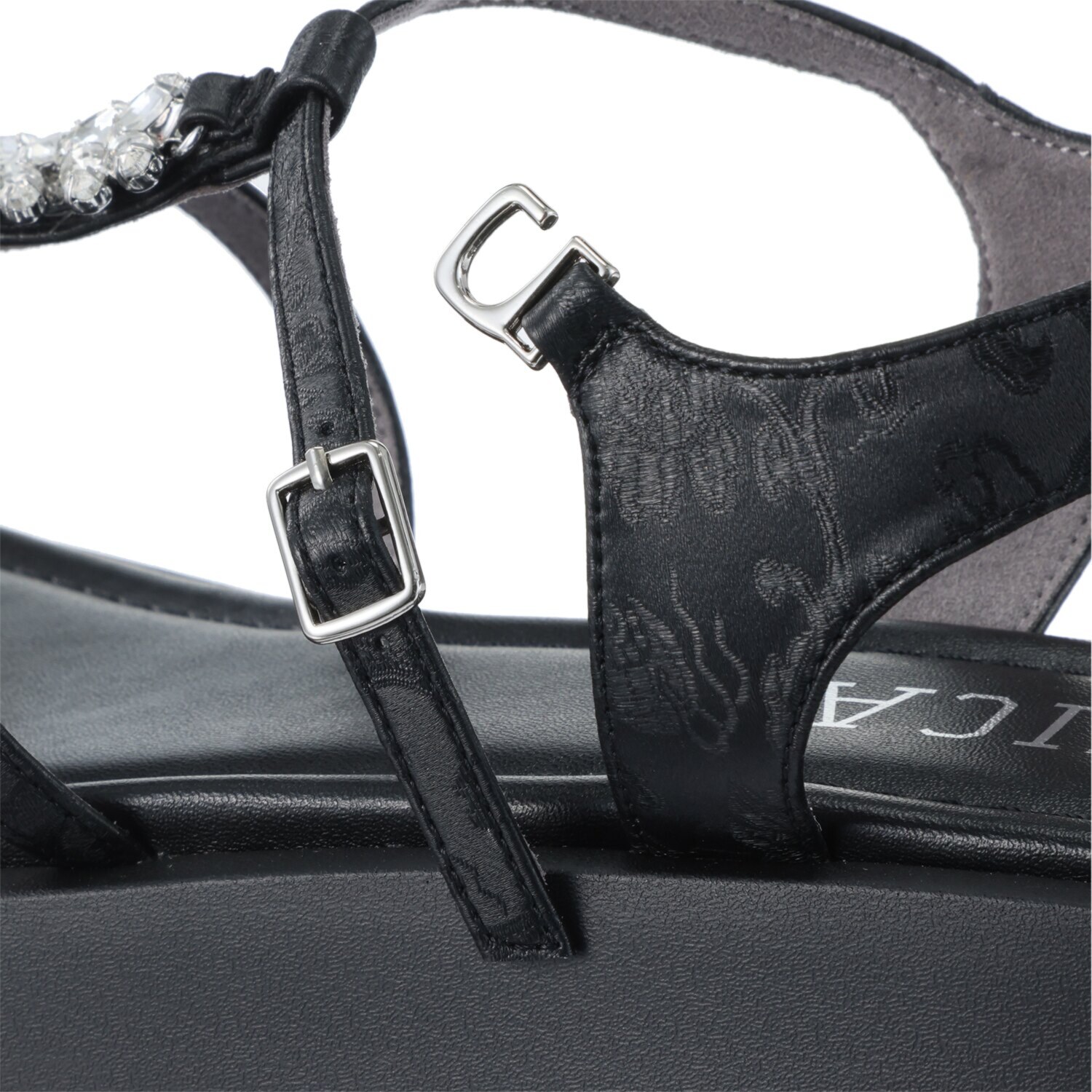 ニカル リーフビジュウ× シノワズリーストラップ 厚底サンダル