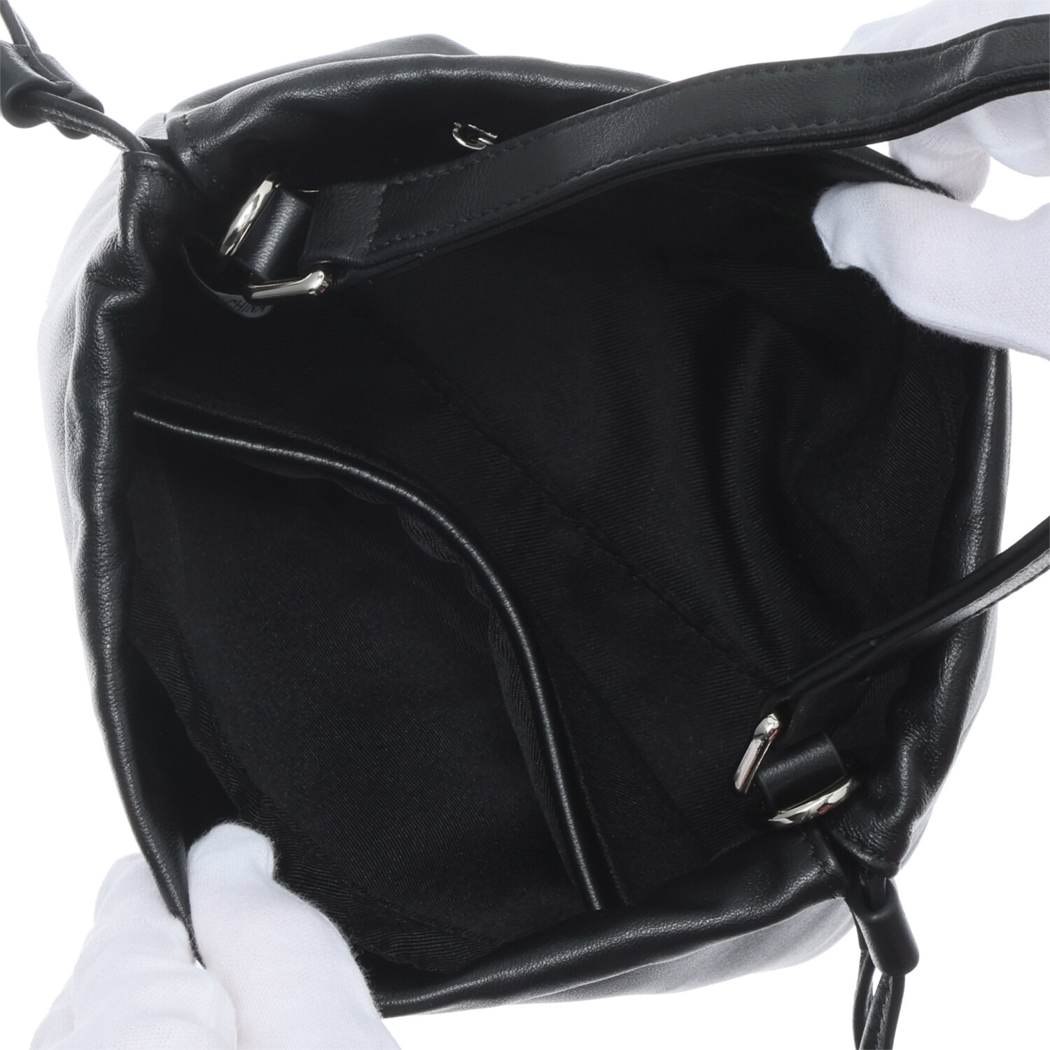 ニカル シープレザー 巾着ショルダーバッグ