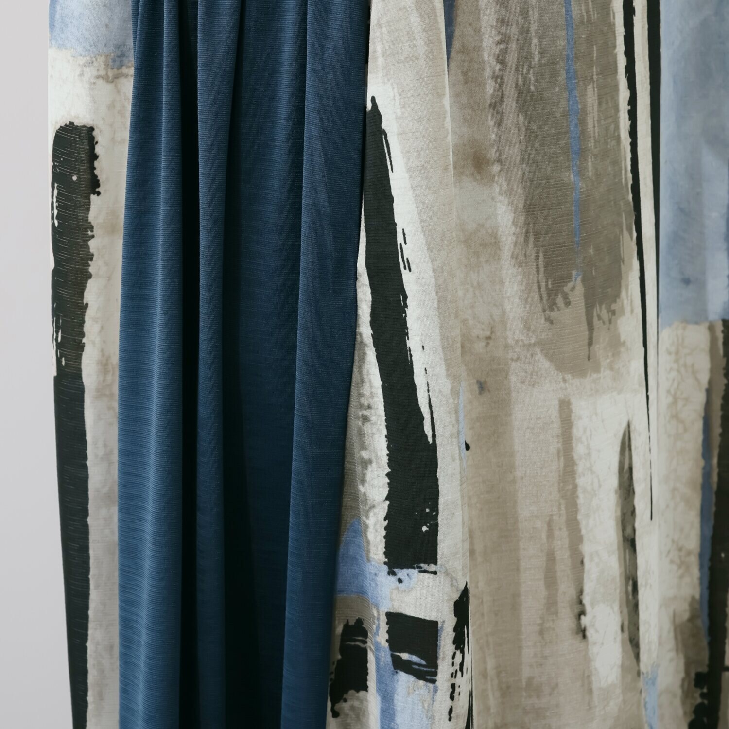 ジョリーフェム ブラッシュプリント サイドギャザーアクセント ポケット付ワンピース