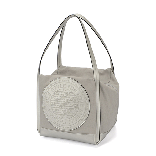 ラルジュ サークル型押アクセント キューブバッグ