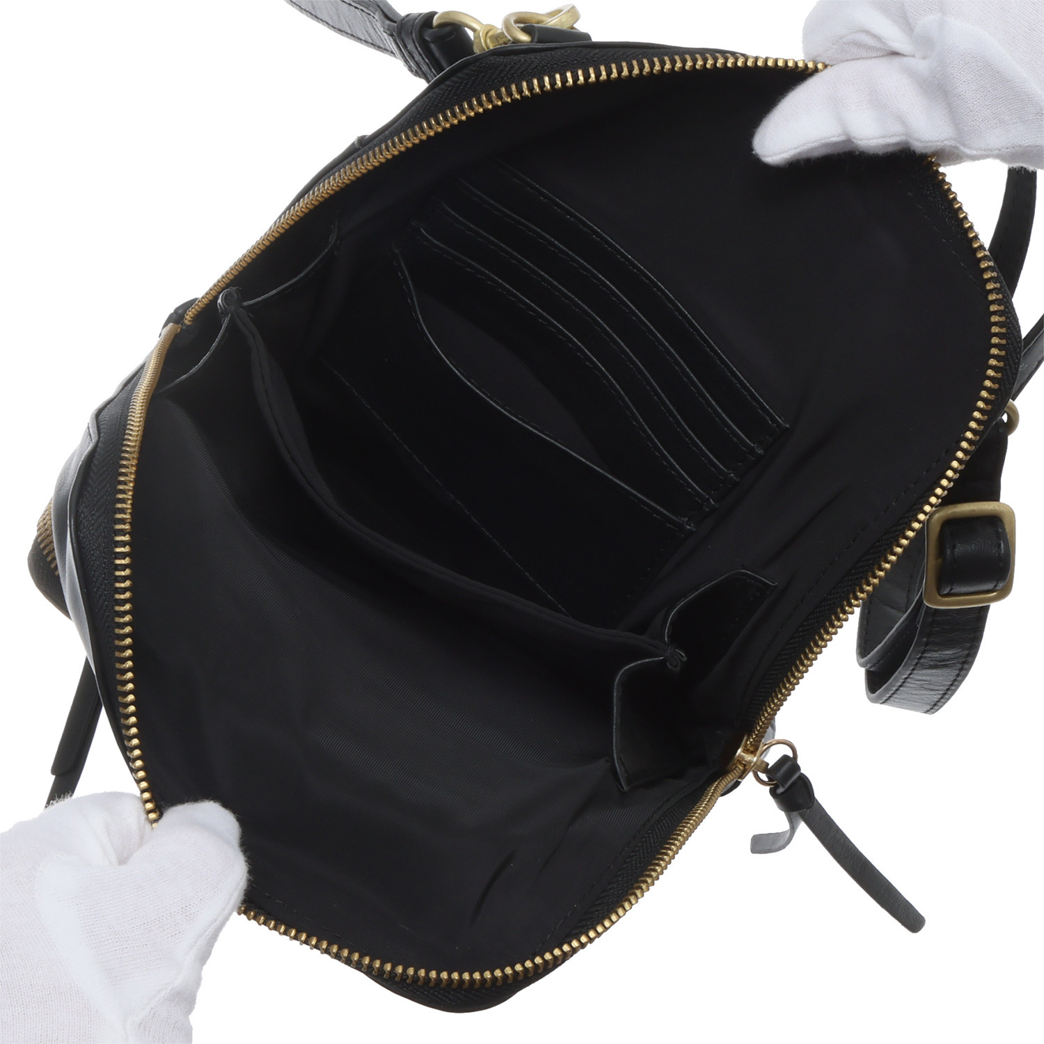 ズッケロ ソフトカウレザー ショルダーバッグ