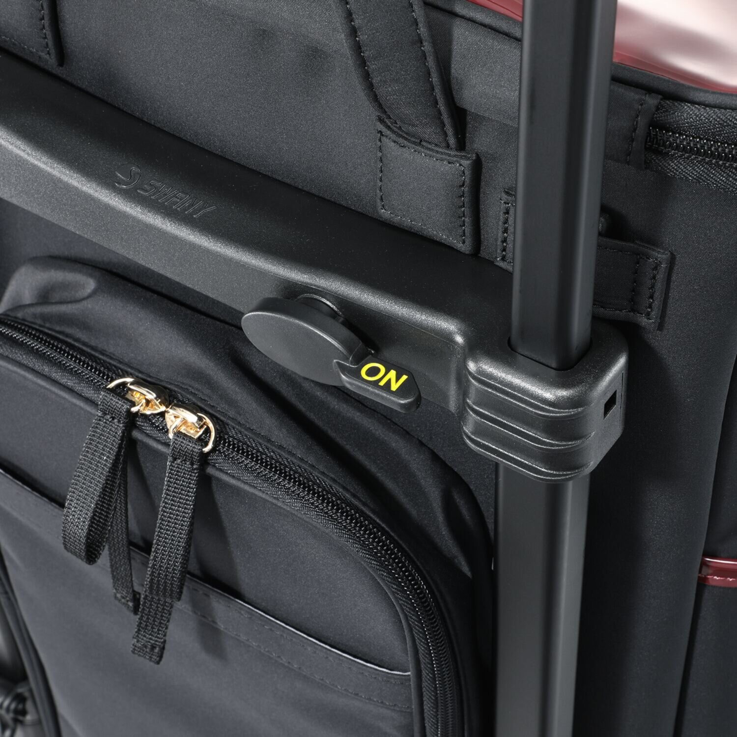 スワニー エナメルフラップキャリー ４輪ストッパー付き Ｔ２キャスターモデル ＜Ｌサイズ＞