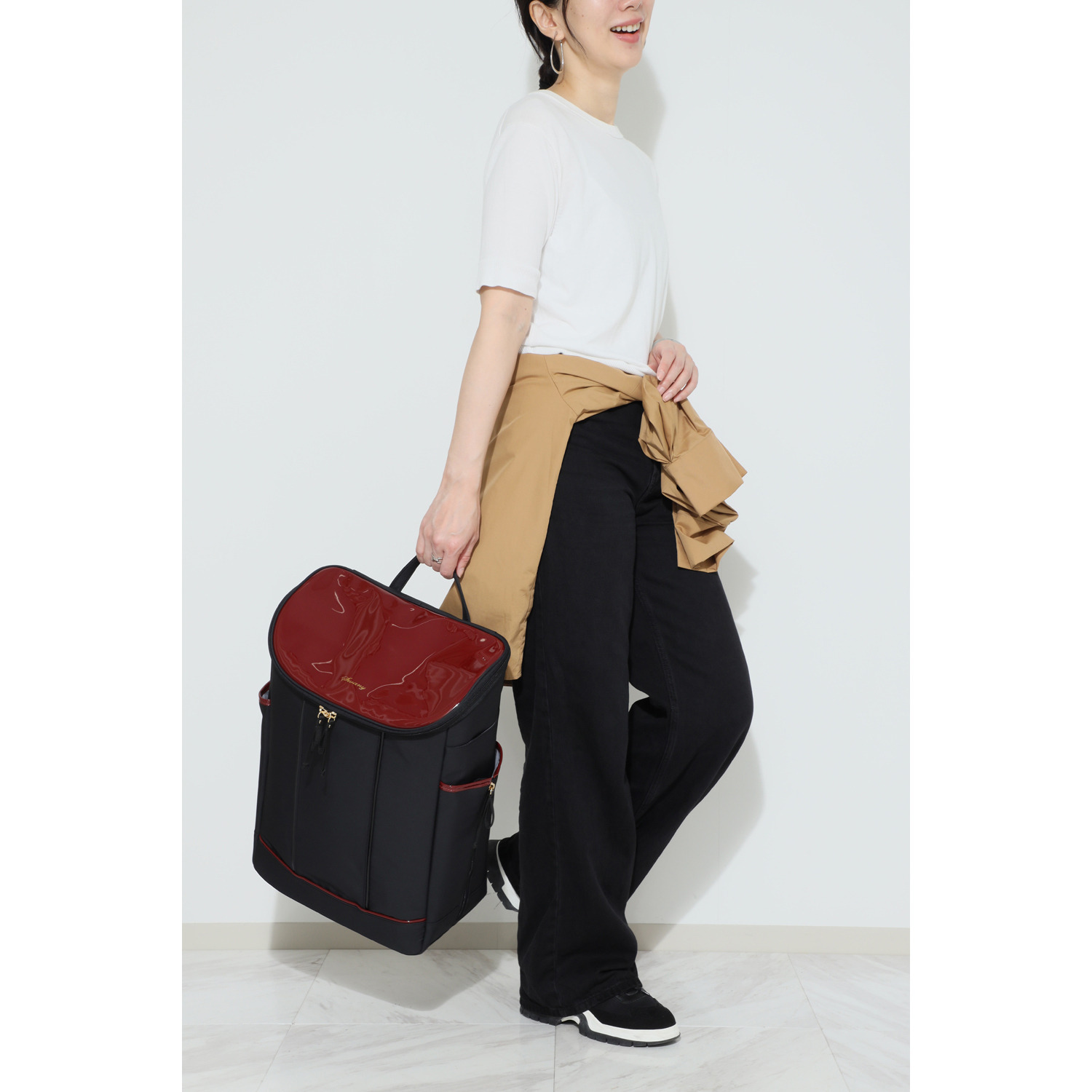 スワニー エナメルフラップキャリー ４輪ストッパー付き Ｔ２キャスターモデル ＜Ｌサイズ＞