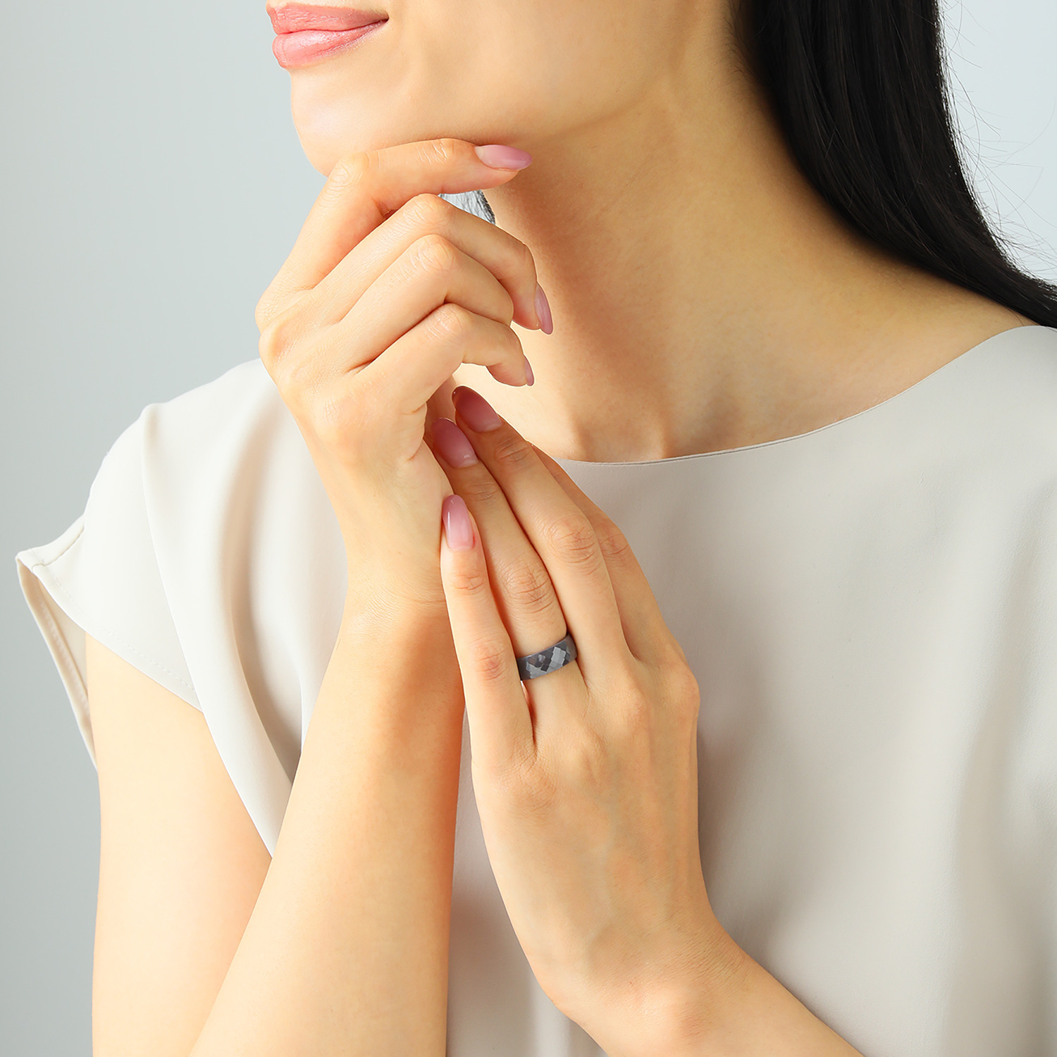 デイスティー セラミック ファセットデザイン リング