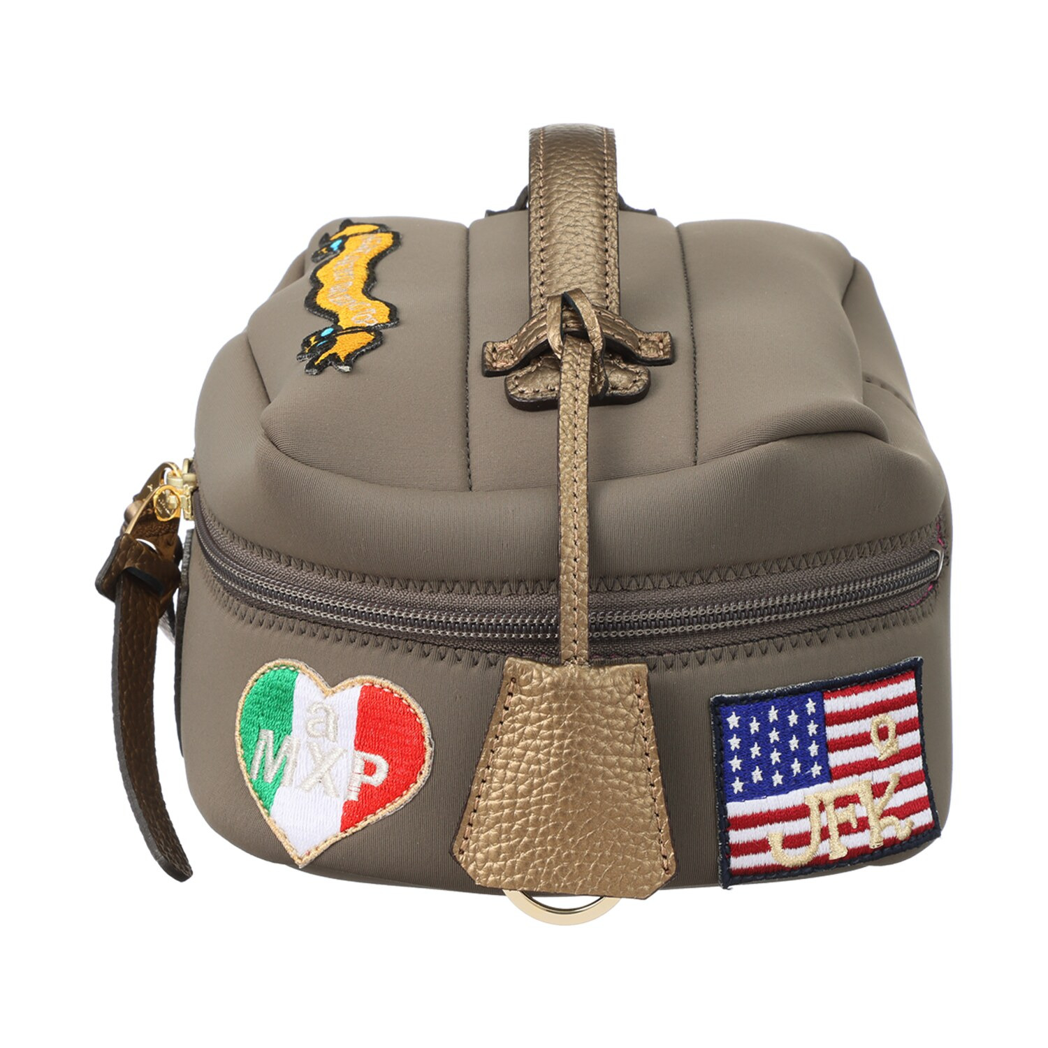 エーディーエムジェイ 魔法のように軽い マジックライト バニティバッグ ＜Ｍ＞