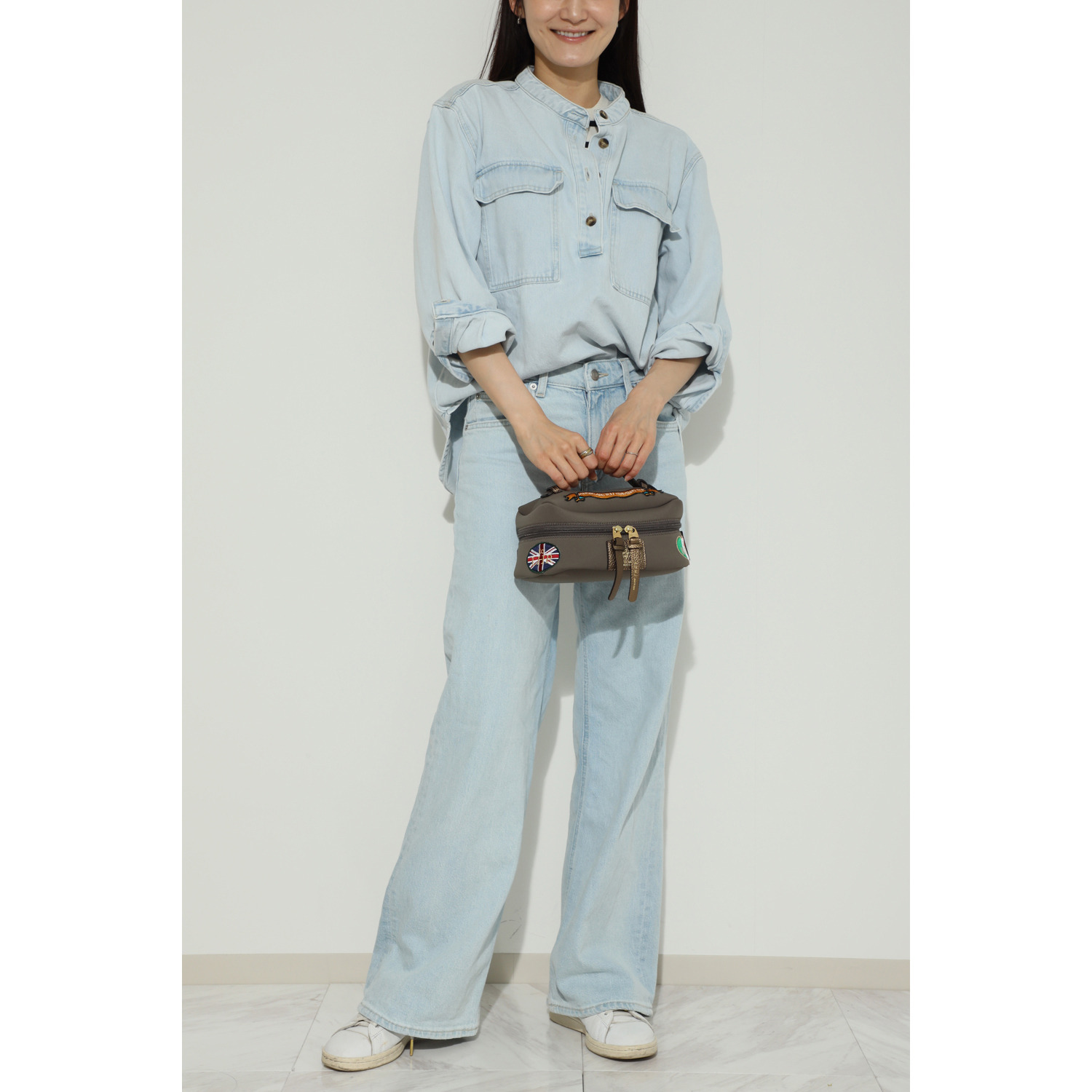 エーディーエムジェイ 魔法のように軽い マジックライト バニティバッグ ＜Ｍ＞