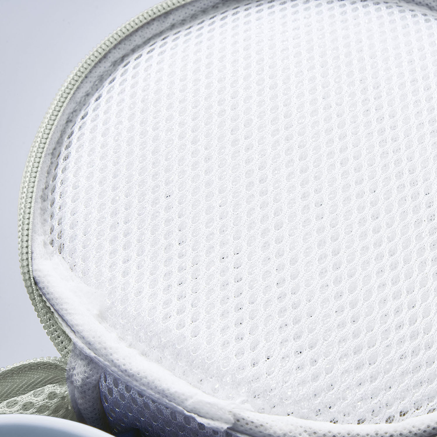 持ち運んで暑さ対策！ 保冷ケース付き氷のう＆ 氷のう保冷ネックカバー ５点セット