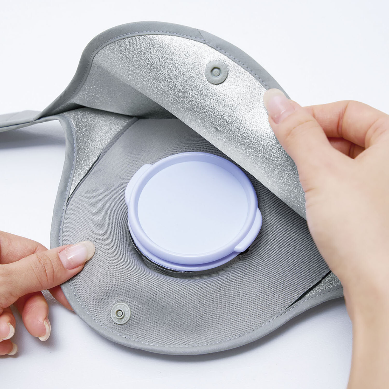 持ち運んで暑さ対策！ 保冷ケース付き氷のう＆ 氷のう保冷ネックカバー ５点セット