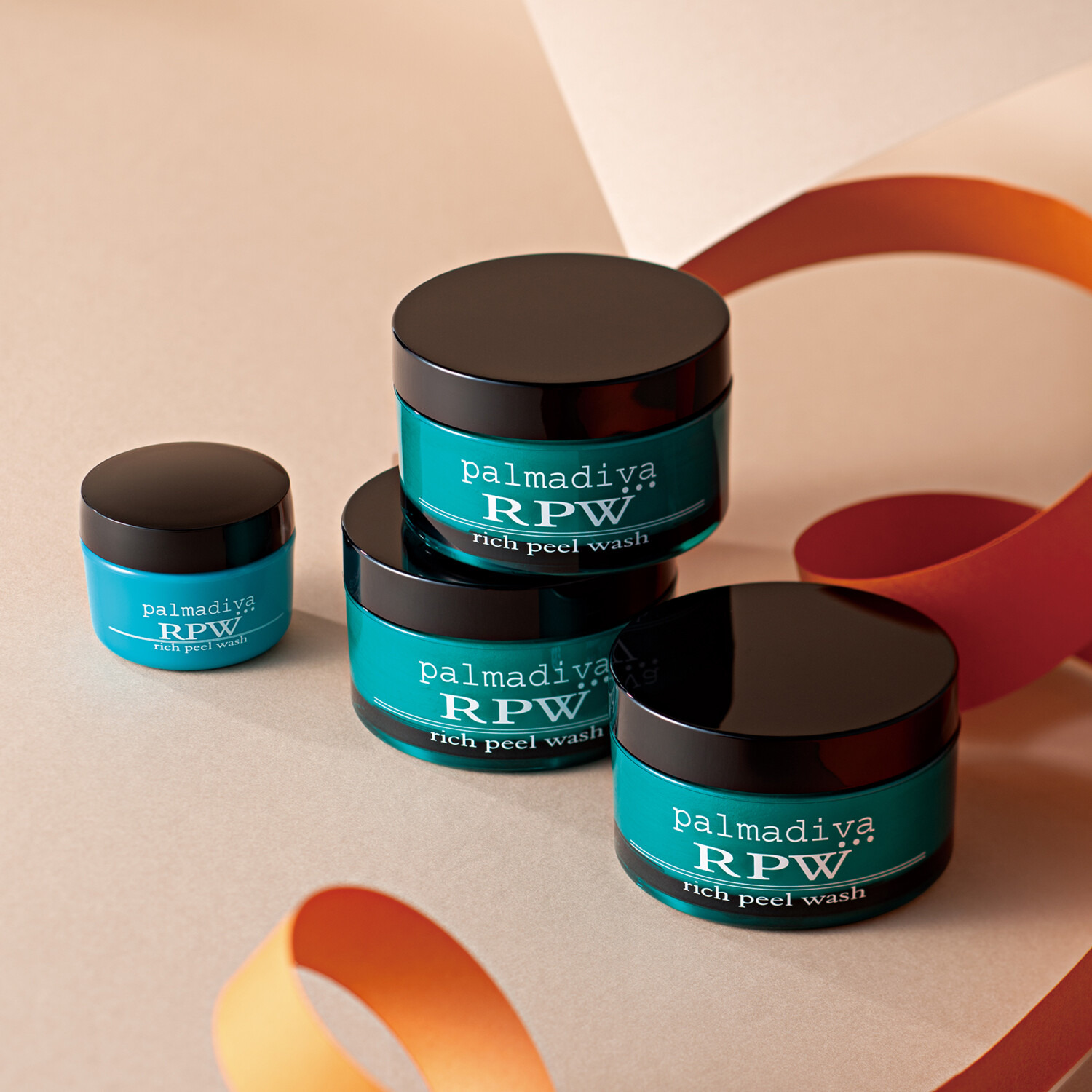 パルマディーバ 古い角質・皮脂をオフ！ 厳選美容成分を配合 ハリツヤ肌へ導く洗顔料 リッチピールウォッシュ ３個増量セット