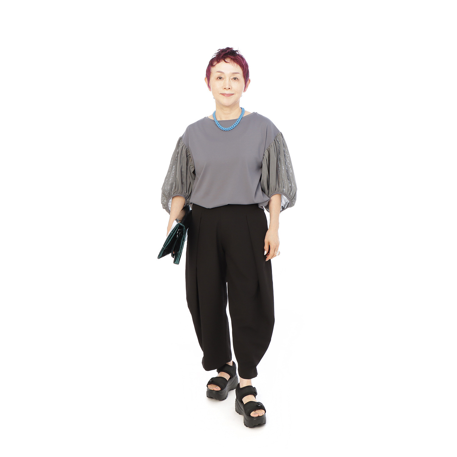 コモエリークローゼット 変形タックで作る ゆるパンツ