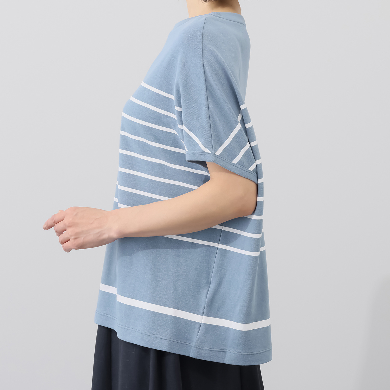 スピンブルー 接触冷感・吸水速乾 フレンチリネンブレンド ジャージー プリントボーダー プルオーバー