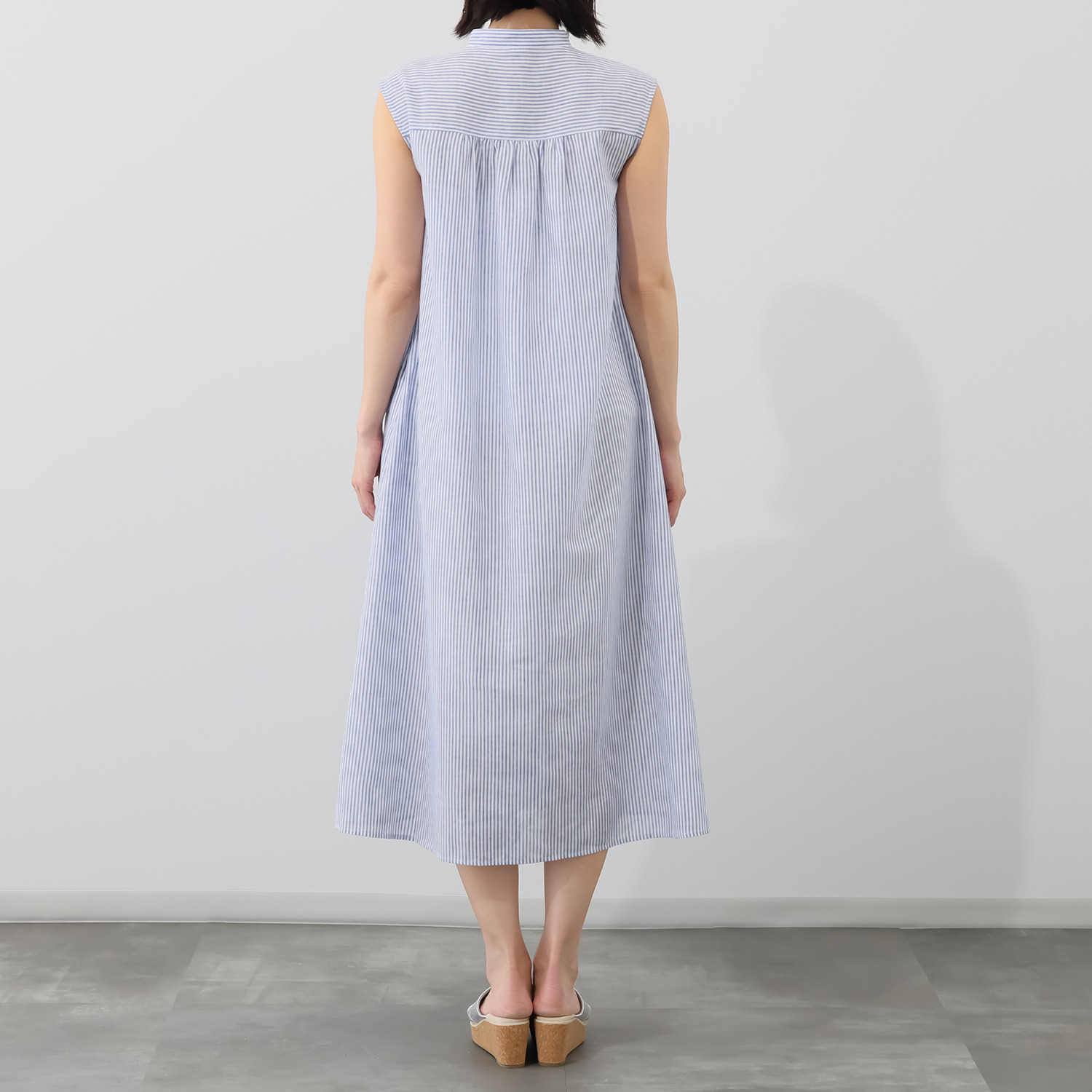 スピンブルー ヨーロピアンフラックスＲ リネンブレンド ジレワンピース